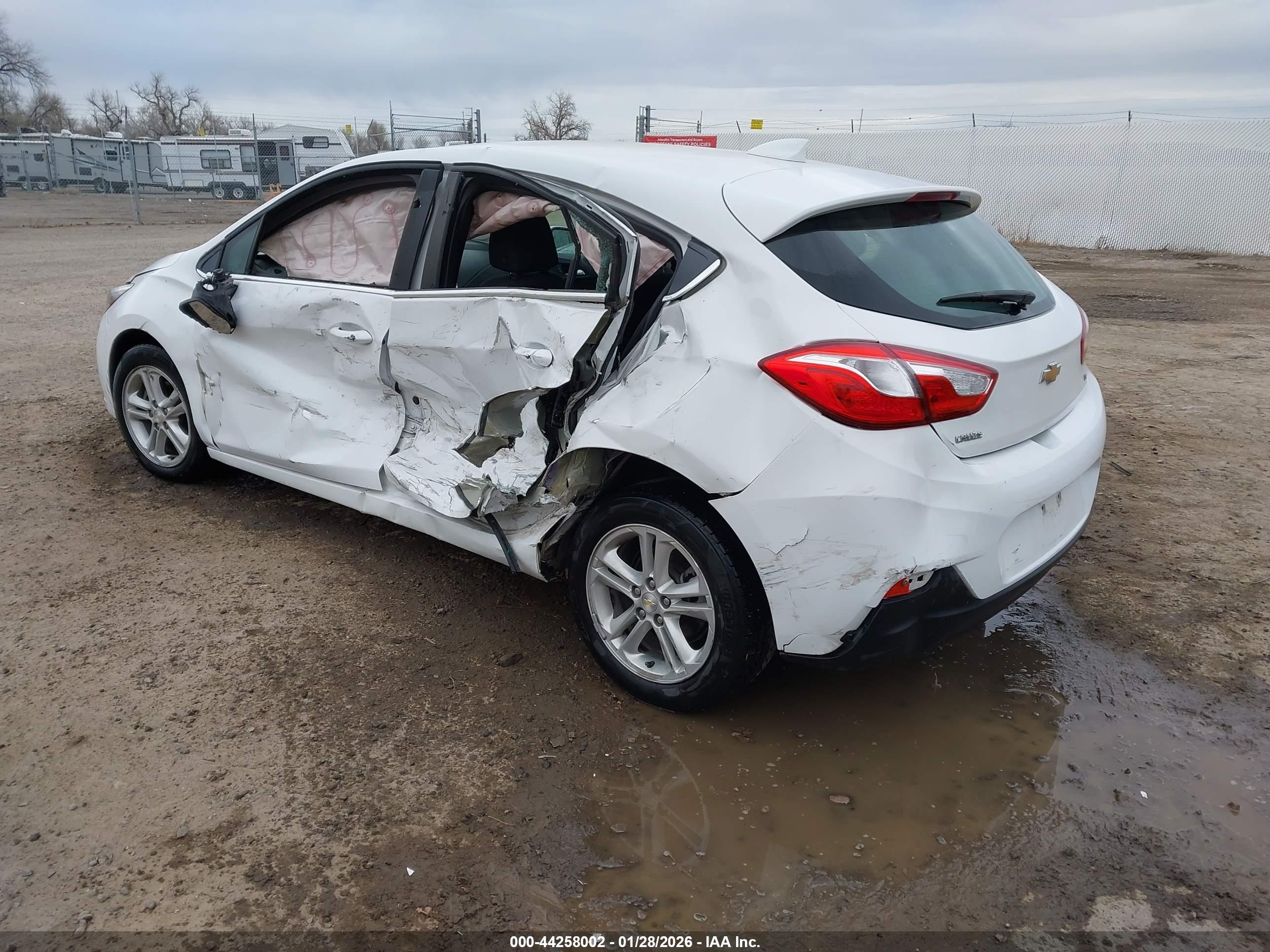 CHEVROLET CRUZE image 3
