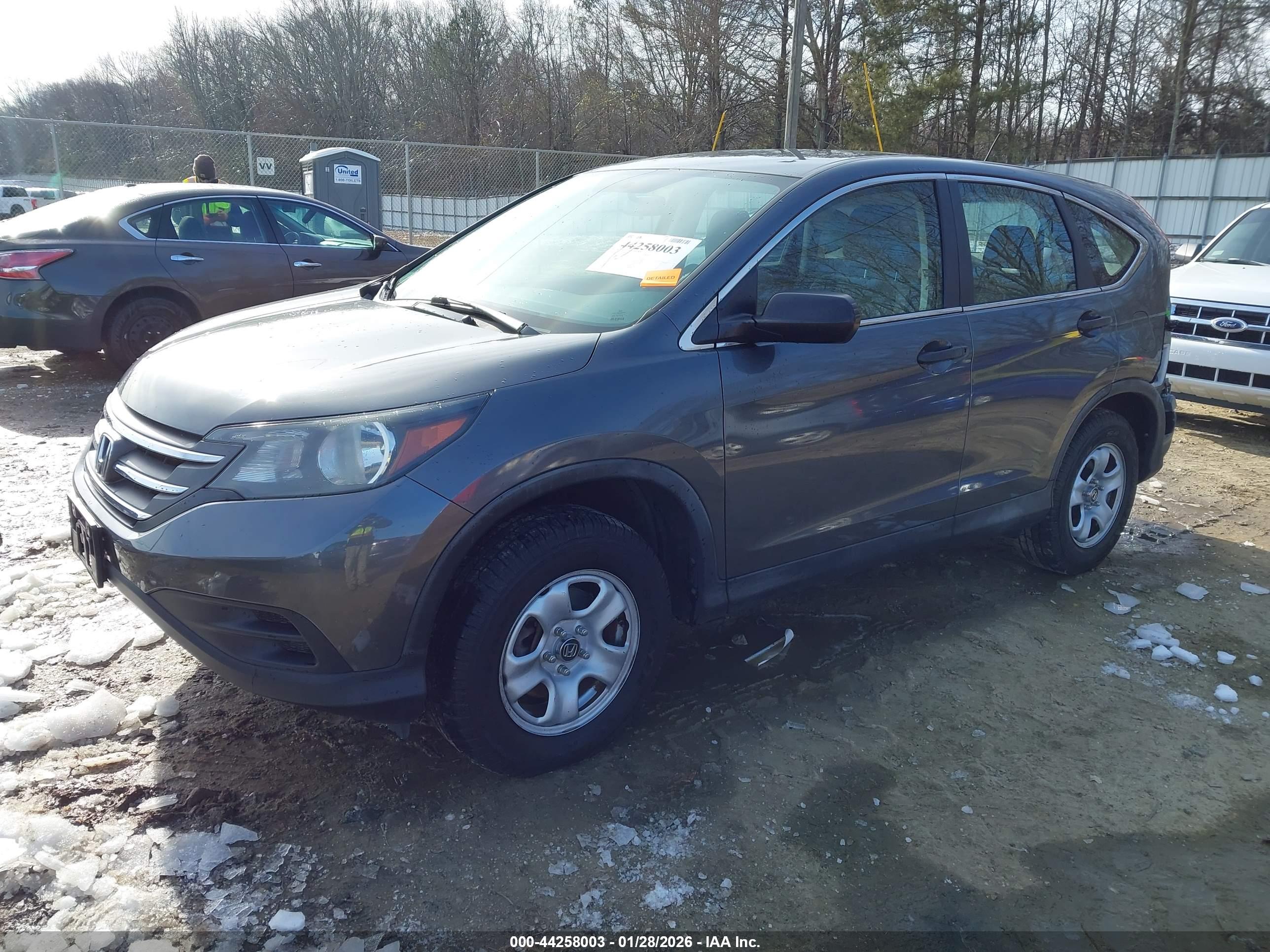 HONDA CR-V image 2