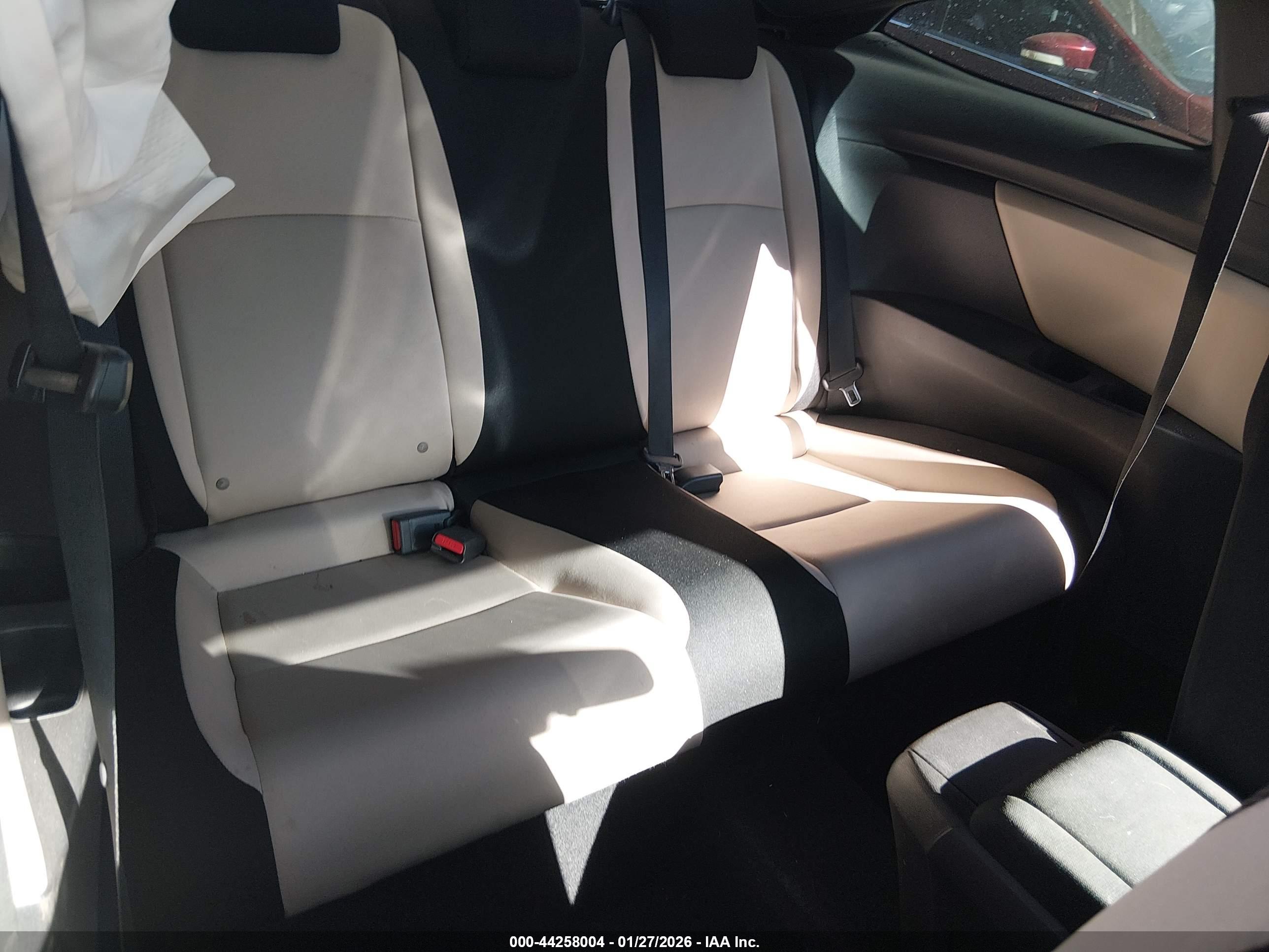 HONDA CIVIC image 8