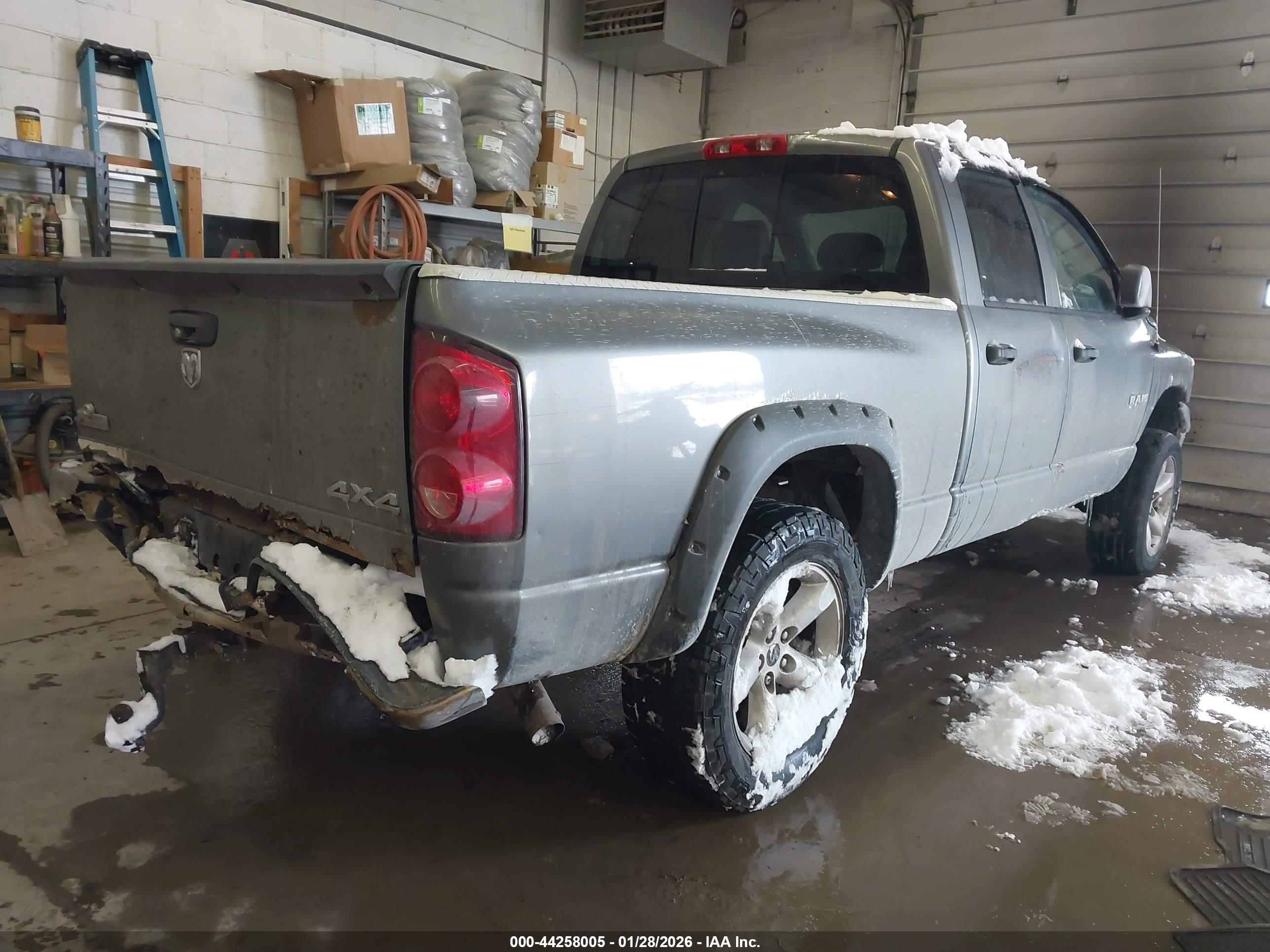 DODGE RAM image 4