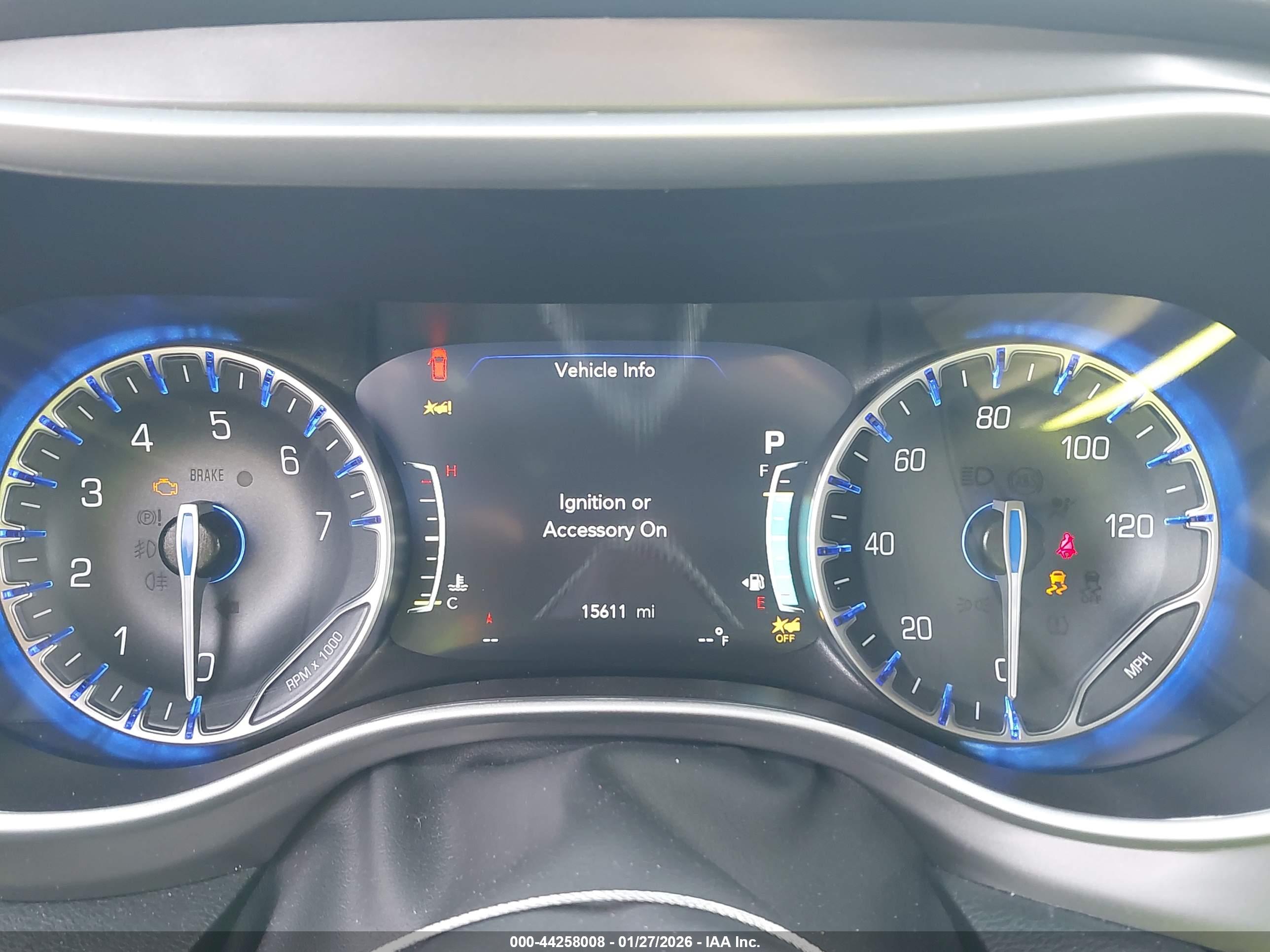 CHRYSLER PACIFICA image 7
