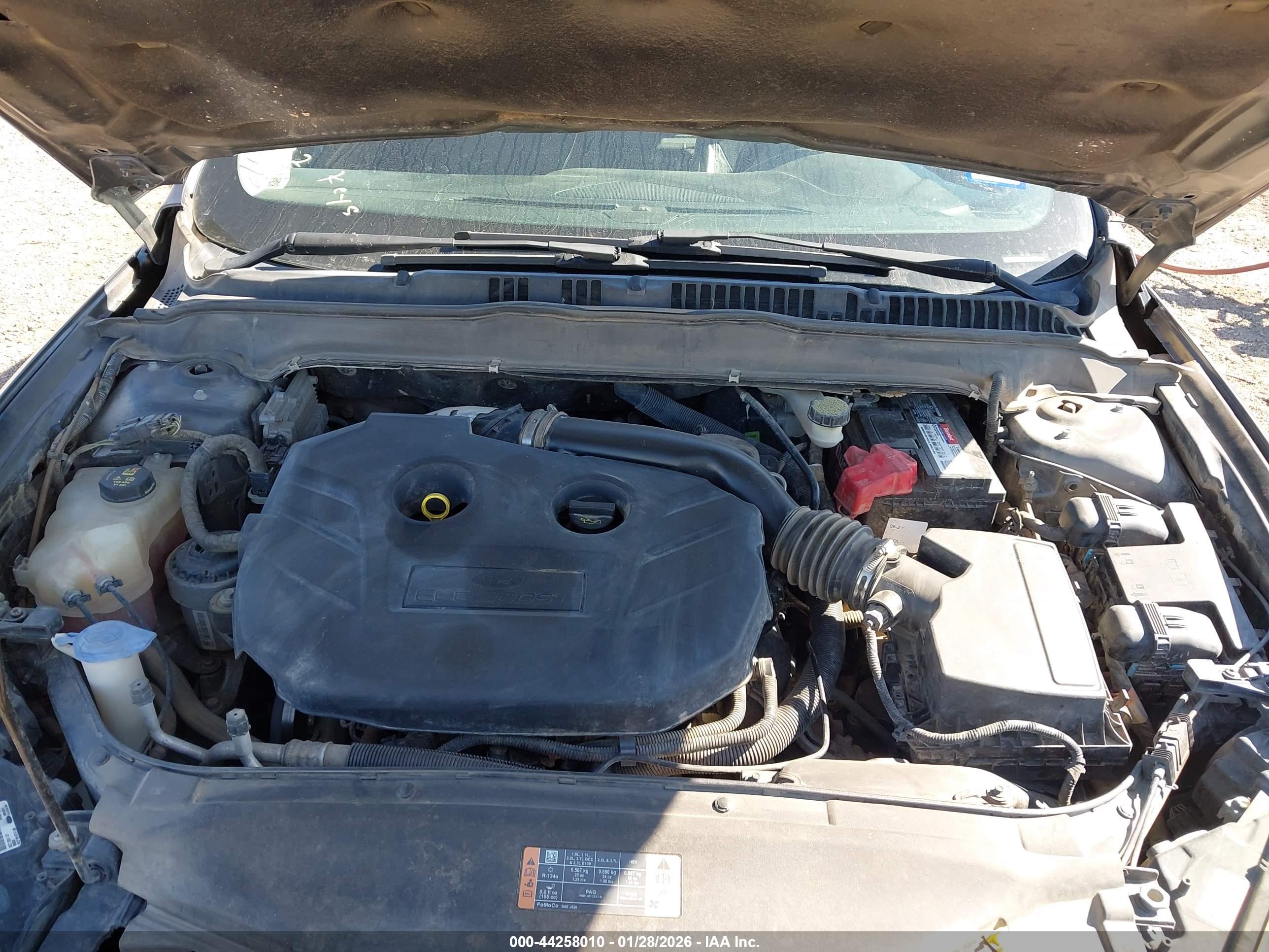 FORD FUSION image 10