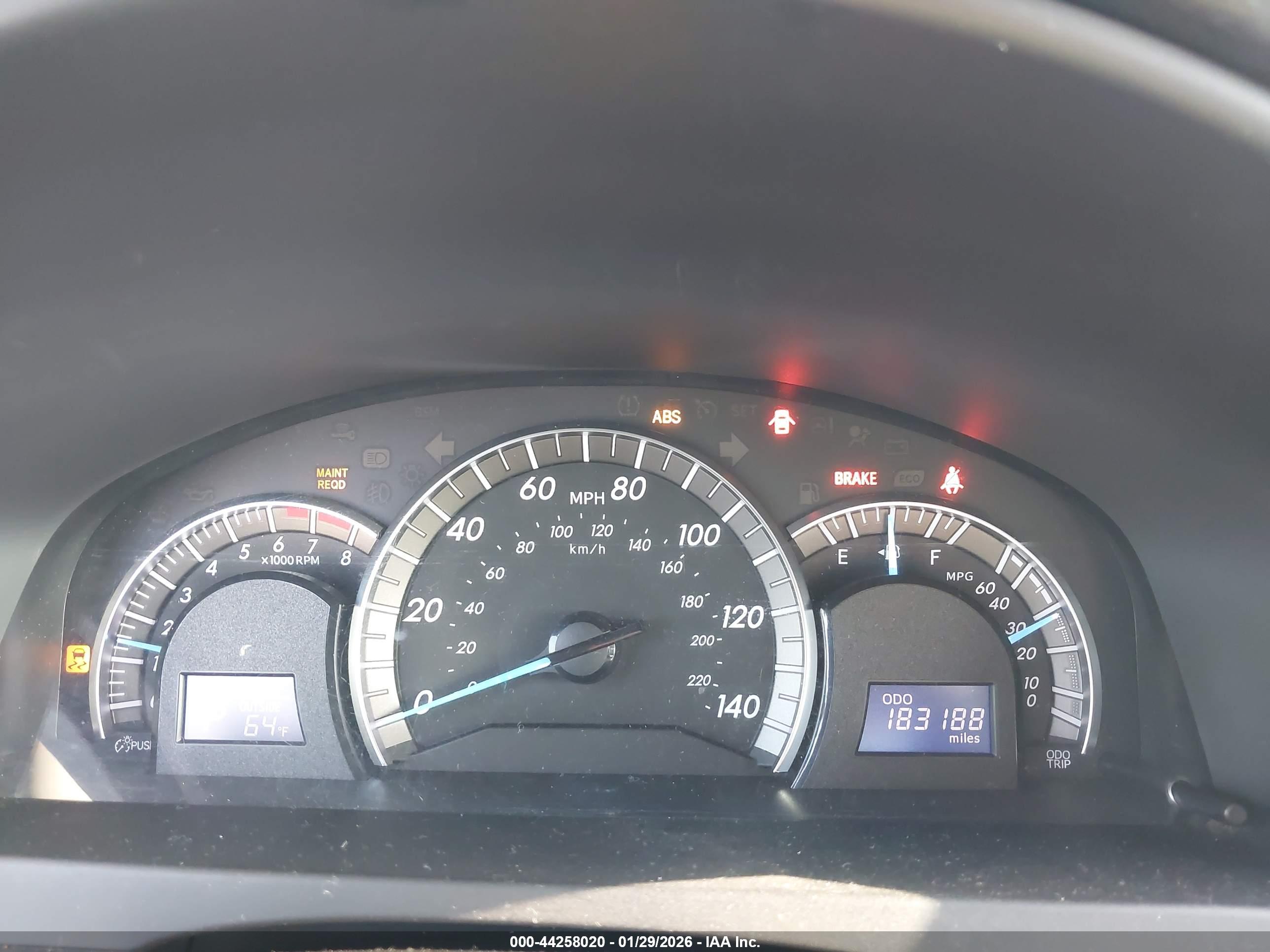TOYOTA CAMRY image 7