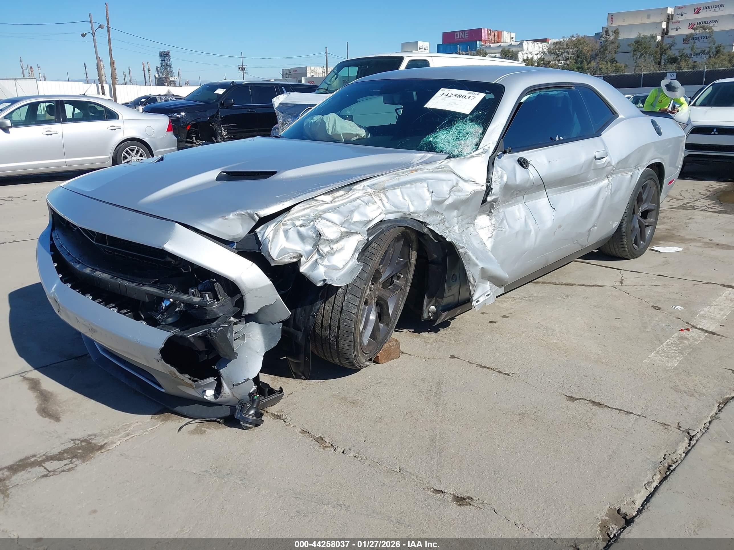 DODGE CHALLENGER image 6