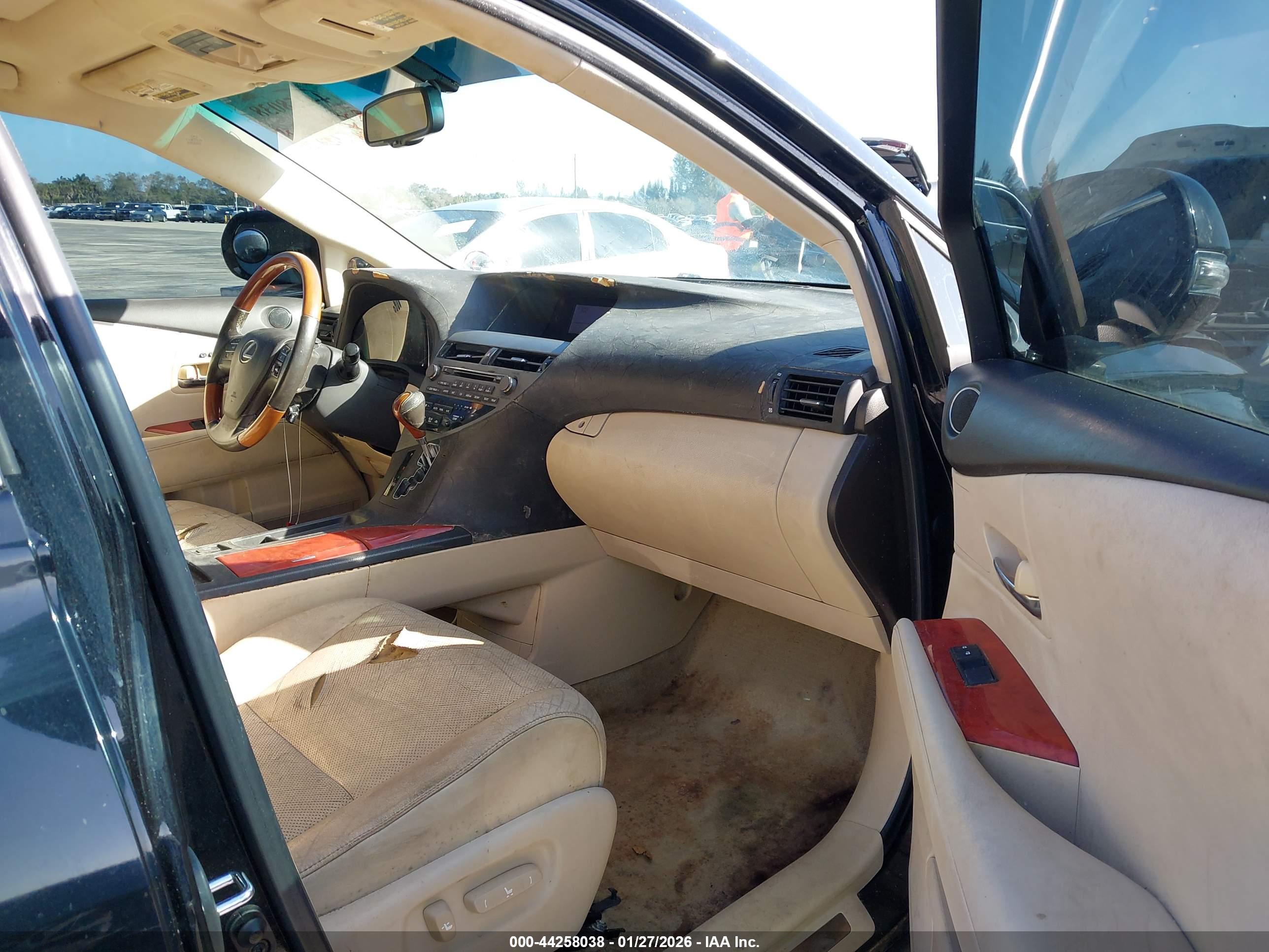 LEXUS RX image 5
