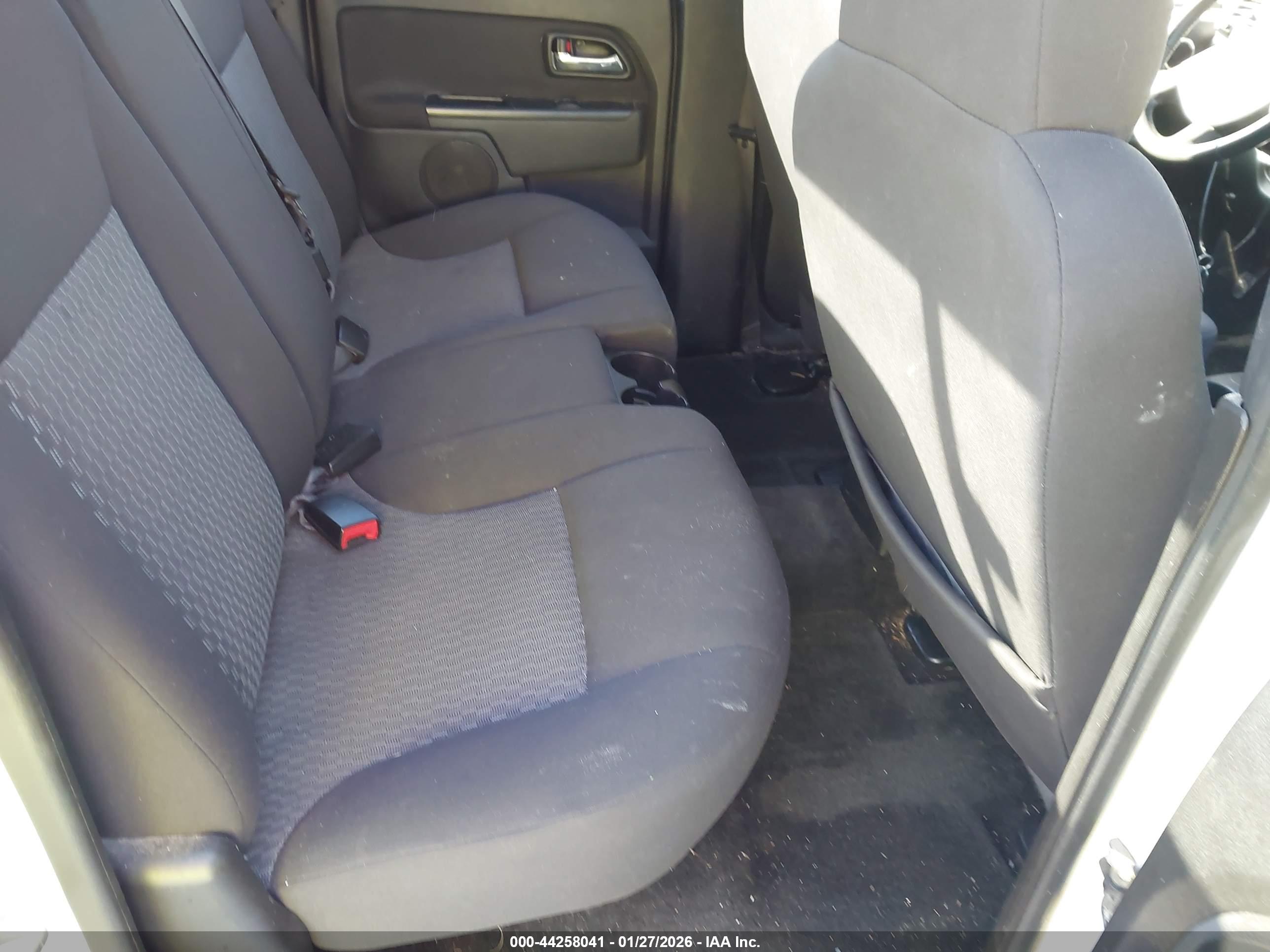 GMC CANYON image 8