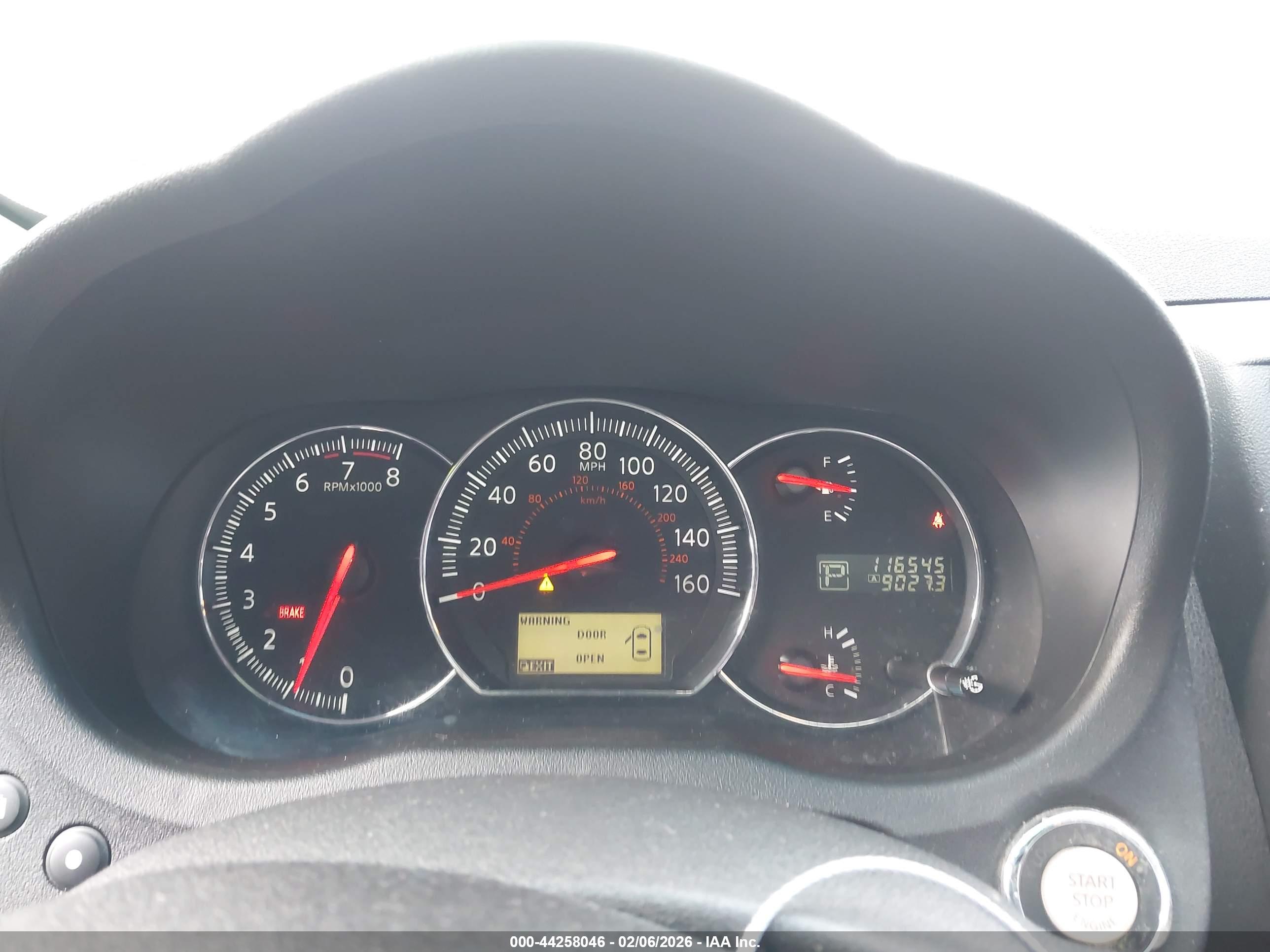 NISSAN MAXIMA image 7