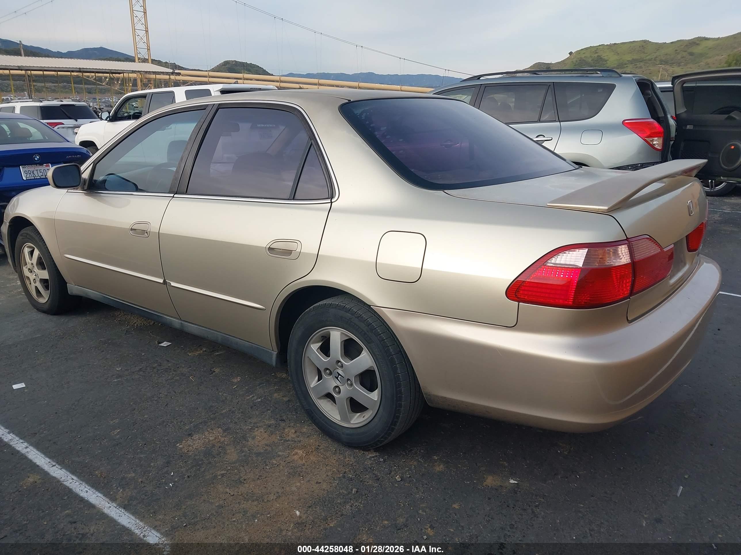 HONDA ACCORD image 3