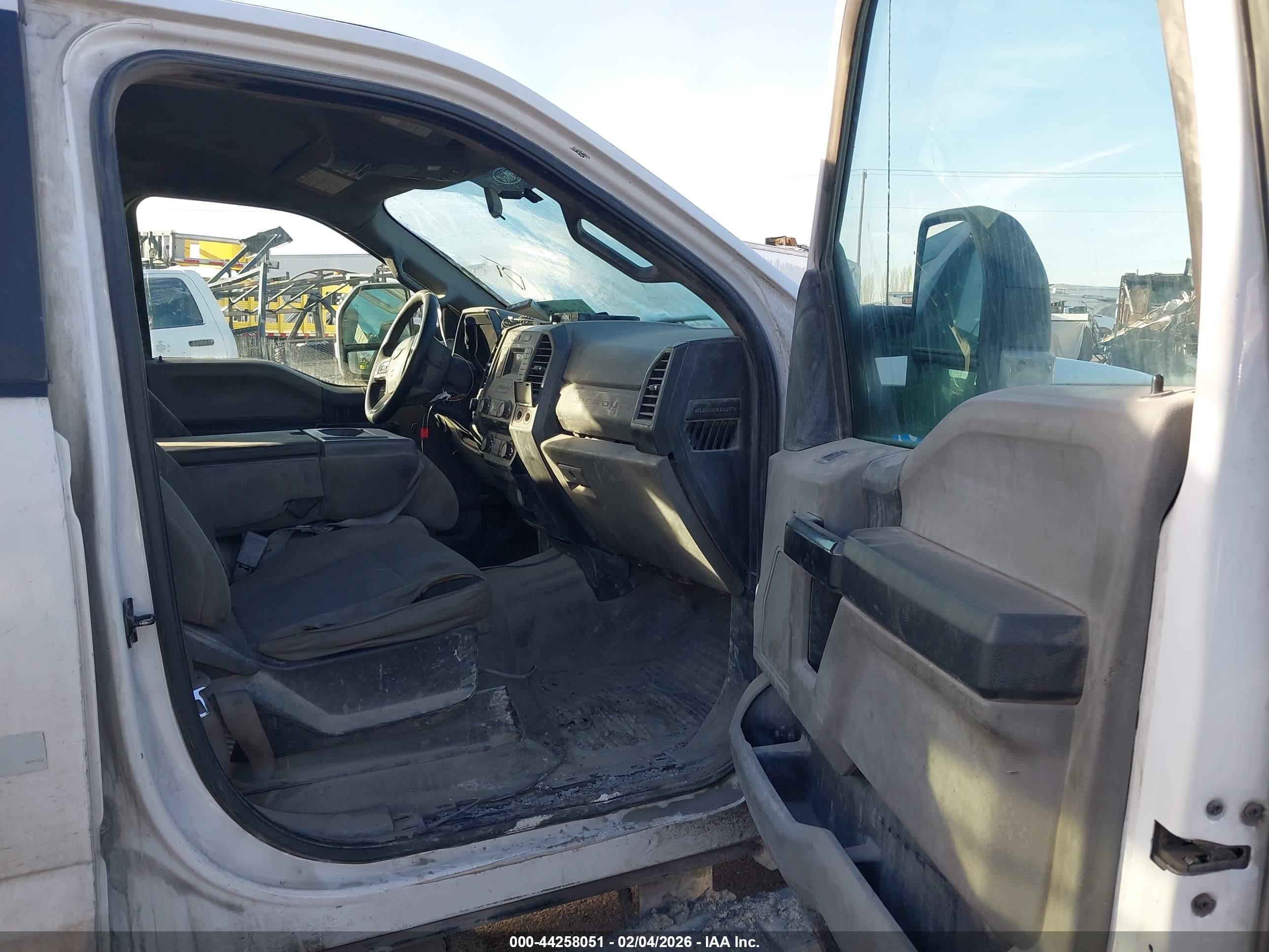 FORD F-250 image 5
