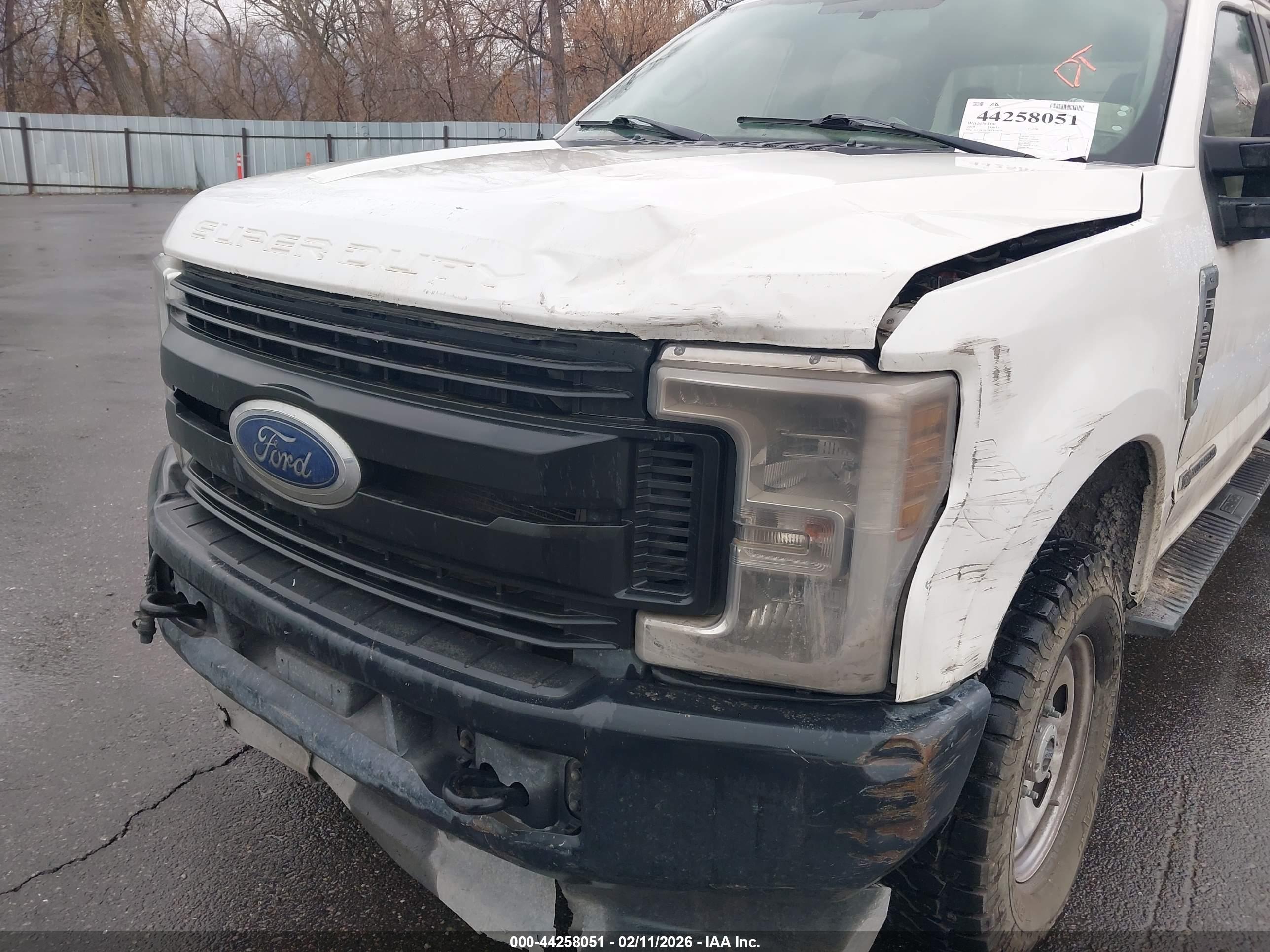 FORD F-250 image 6