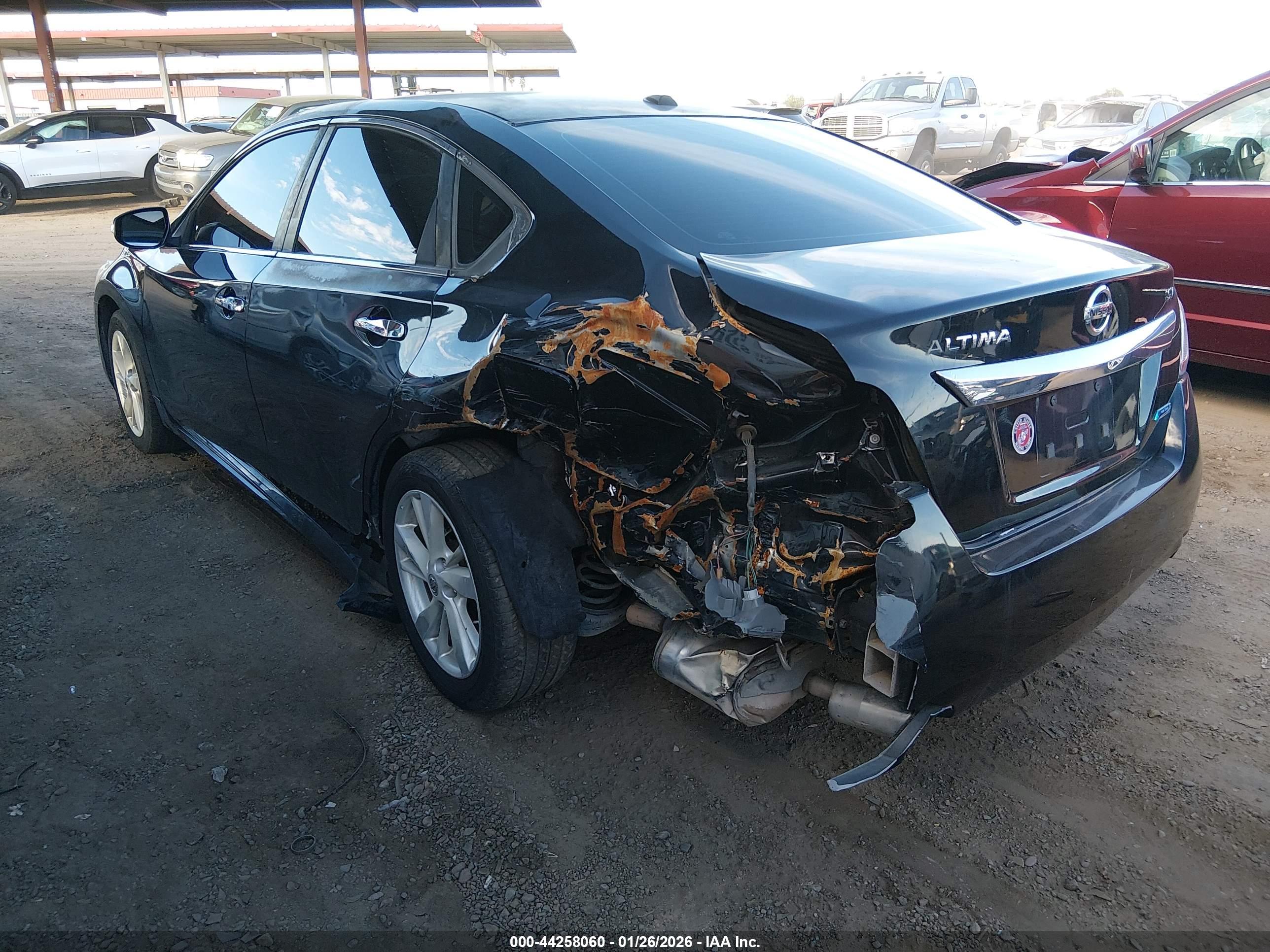 NISSAN ALTIMA image 3