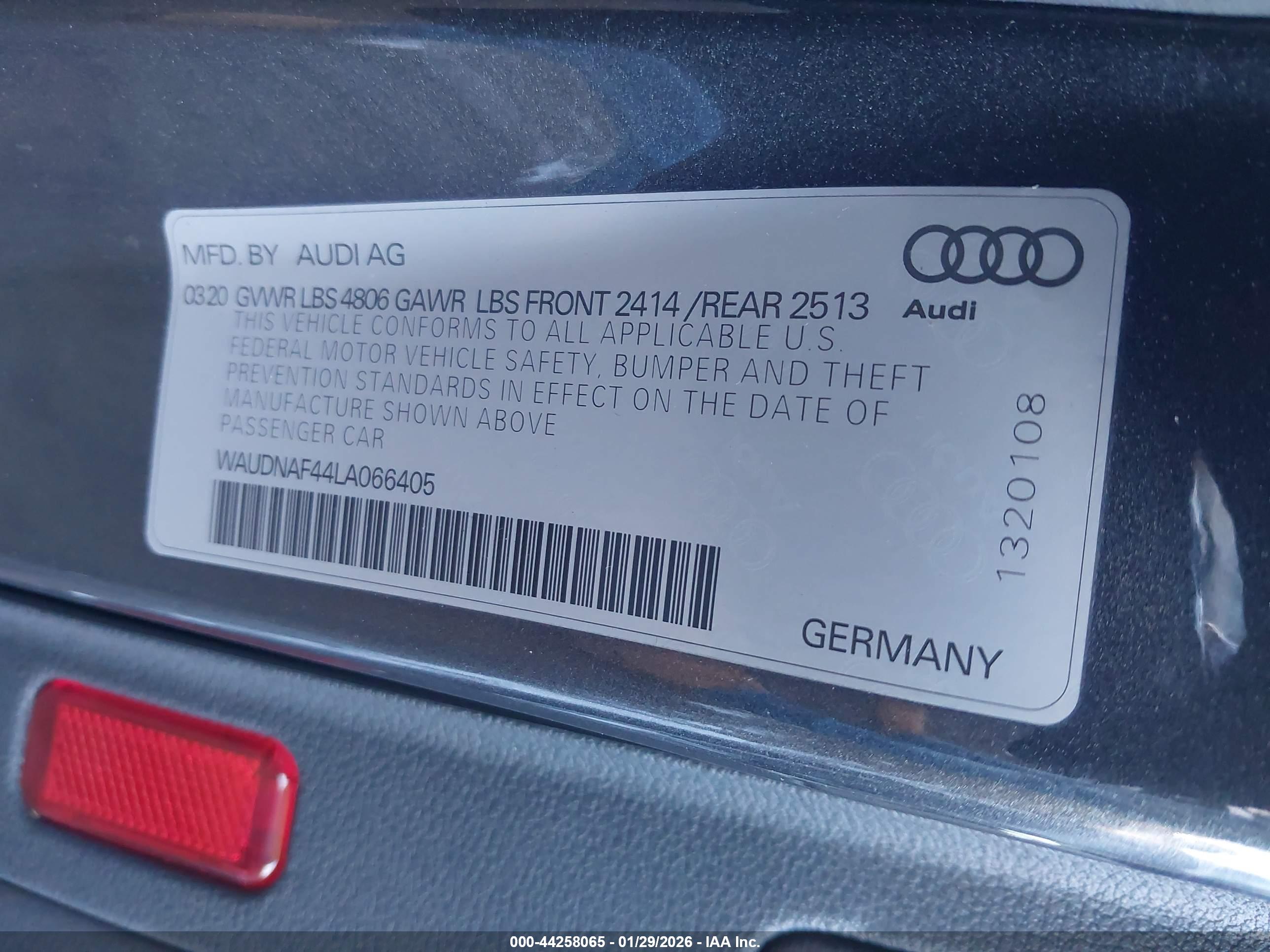 AUDI A4 image 9