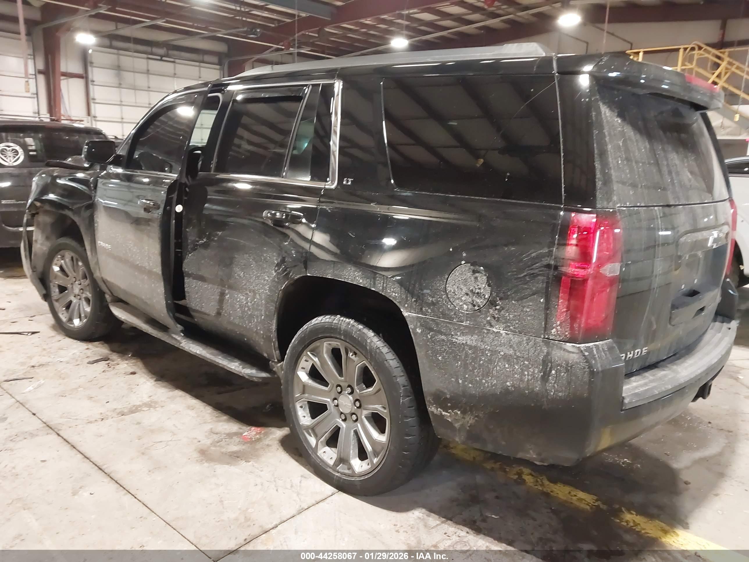 CHEVROLET TAHOE image 3