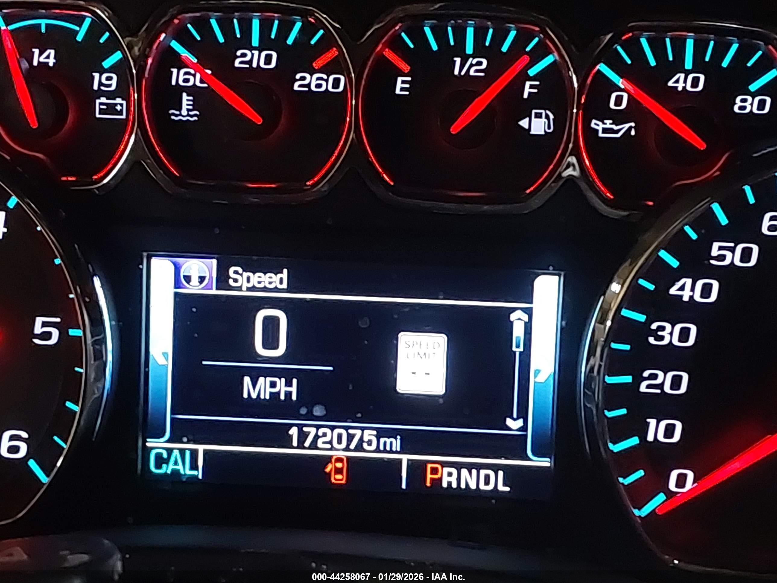 CHEVROLET TAHOE image 7