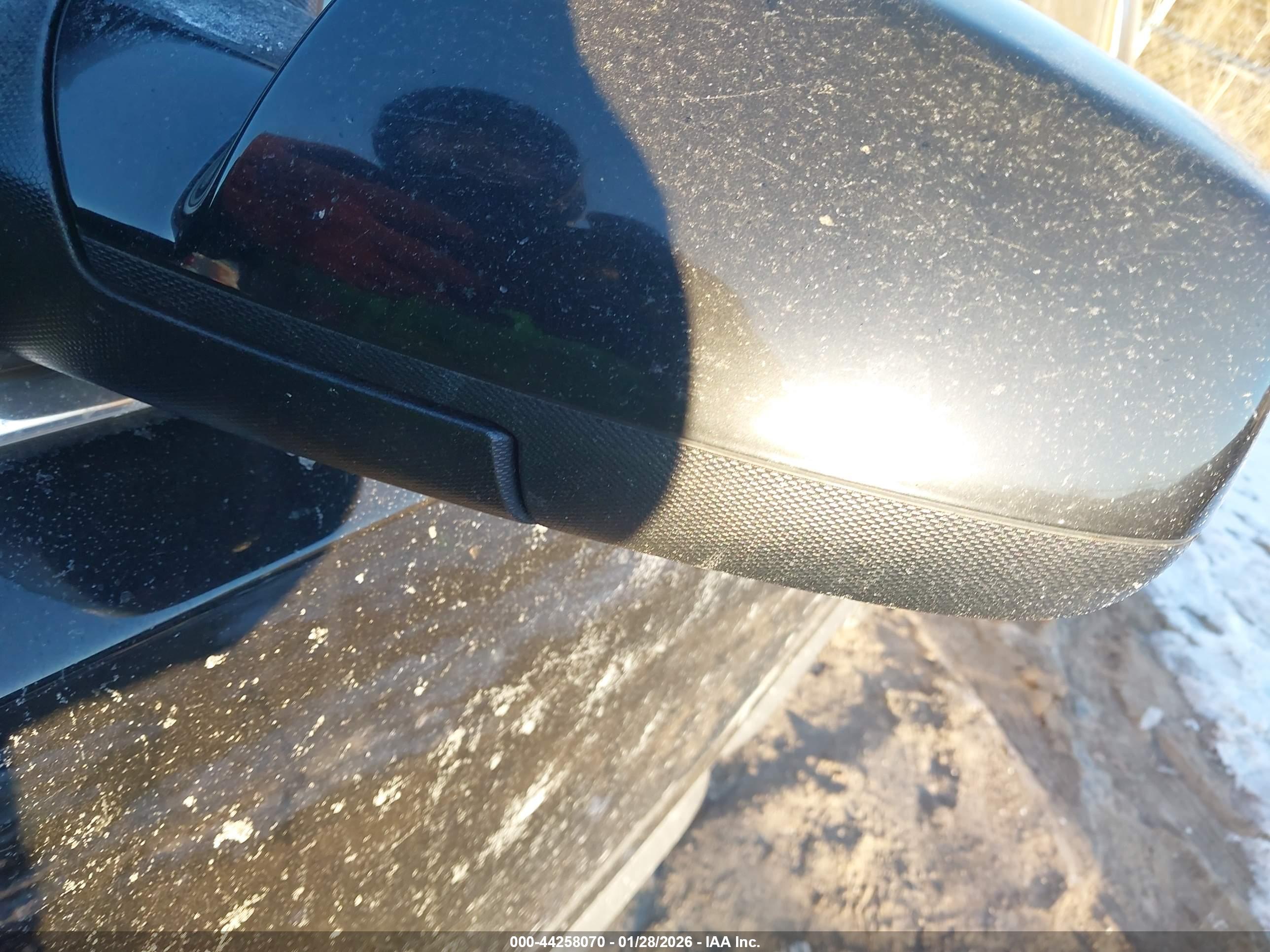 GMC TERRAIN image 6