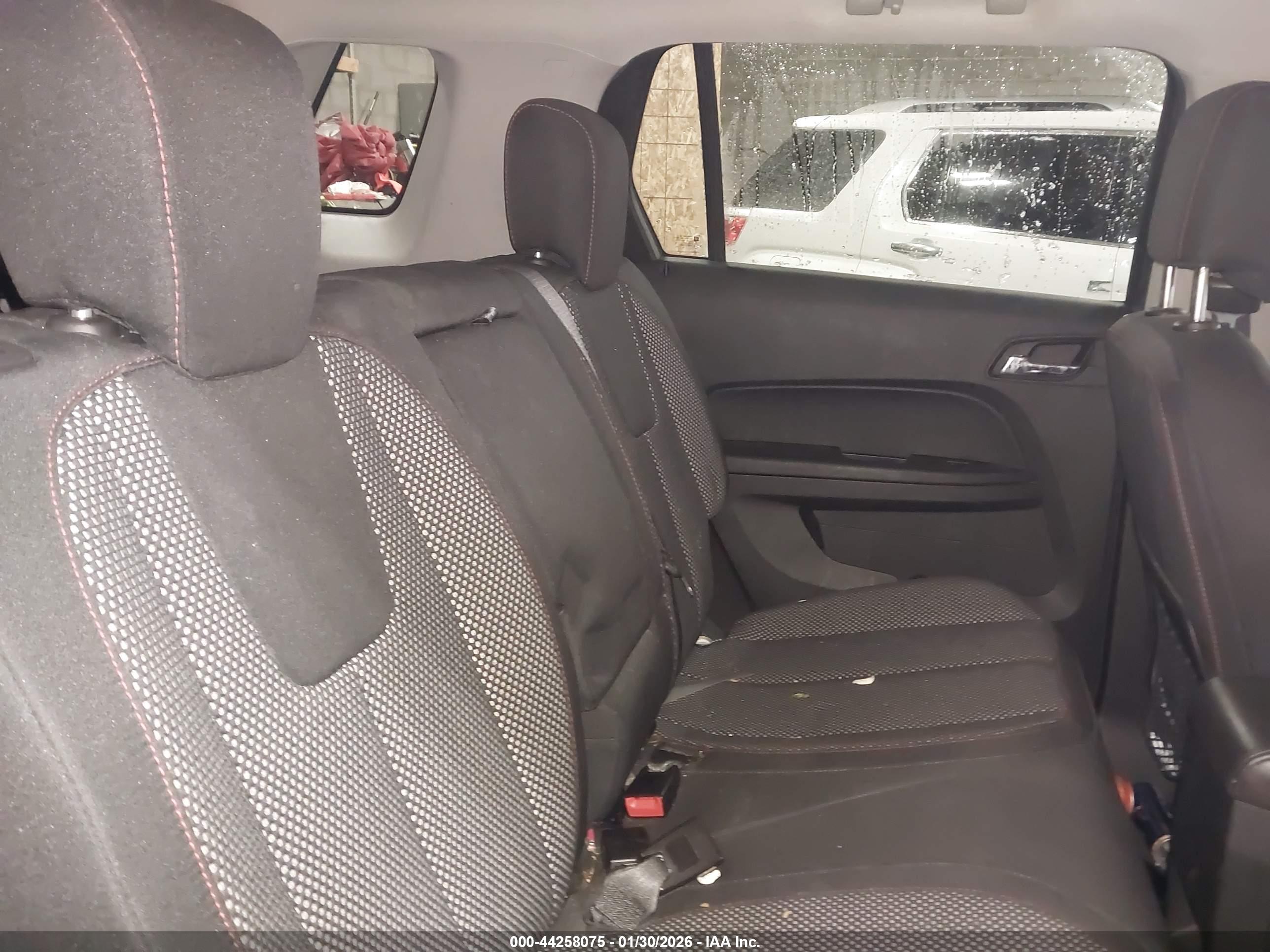 GMC TERRAIN image 8