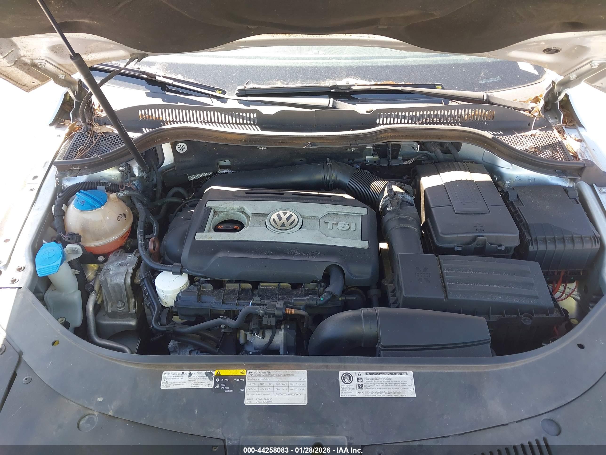 VOLKSWAGEN CC image 10
