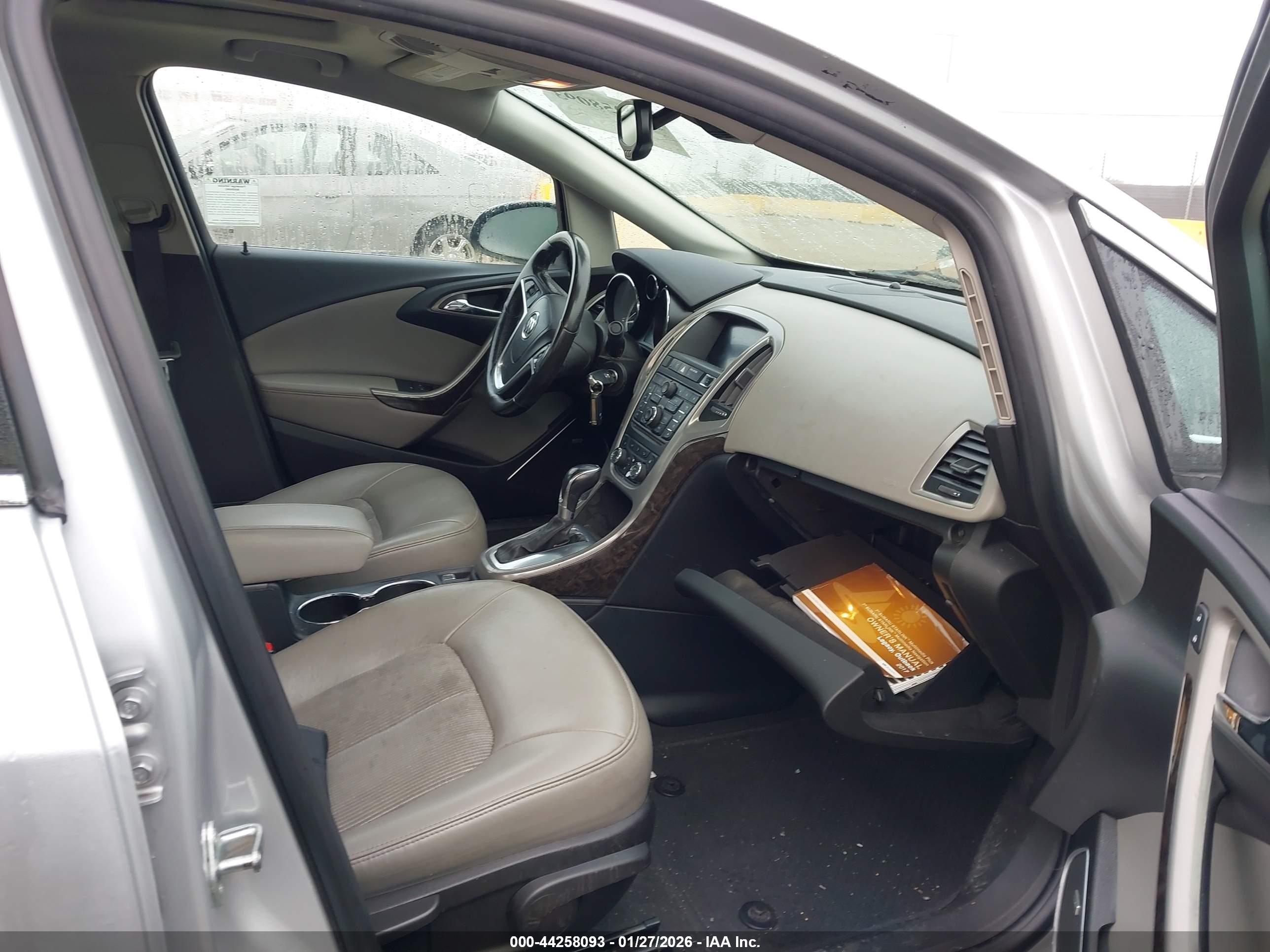 BUICK VERANO image 5