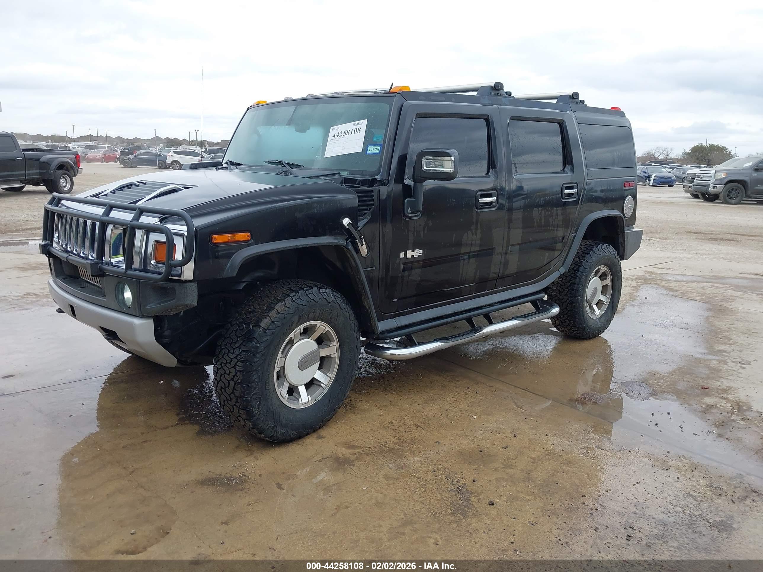 HUMMER H2 image 2