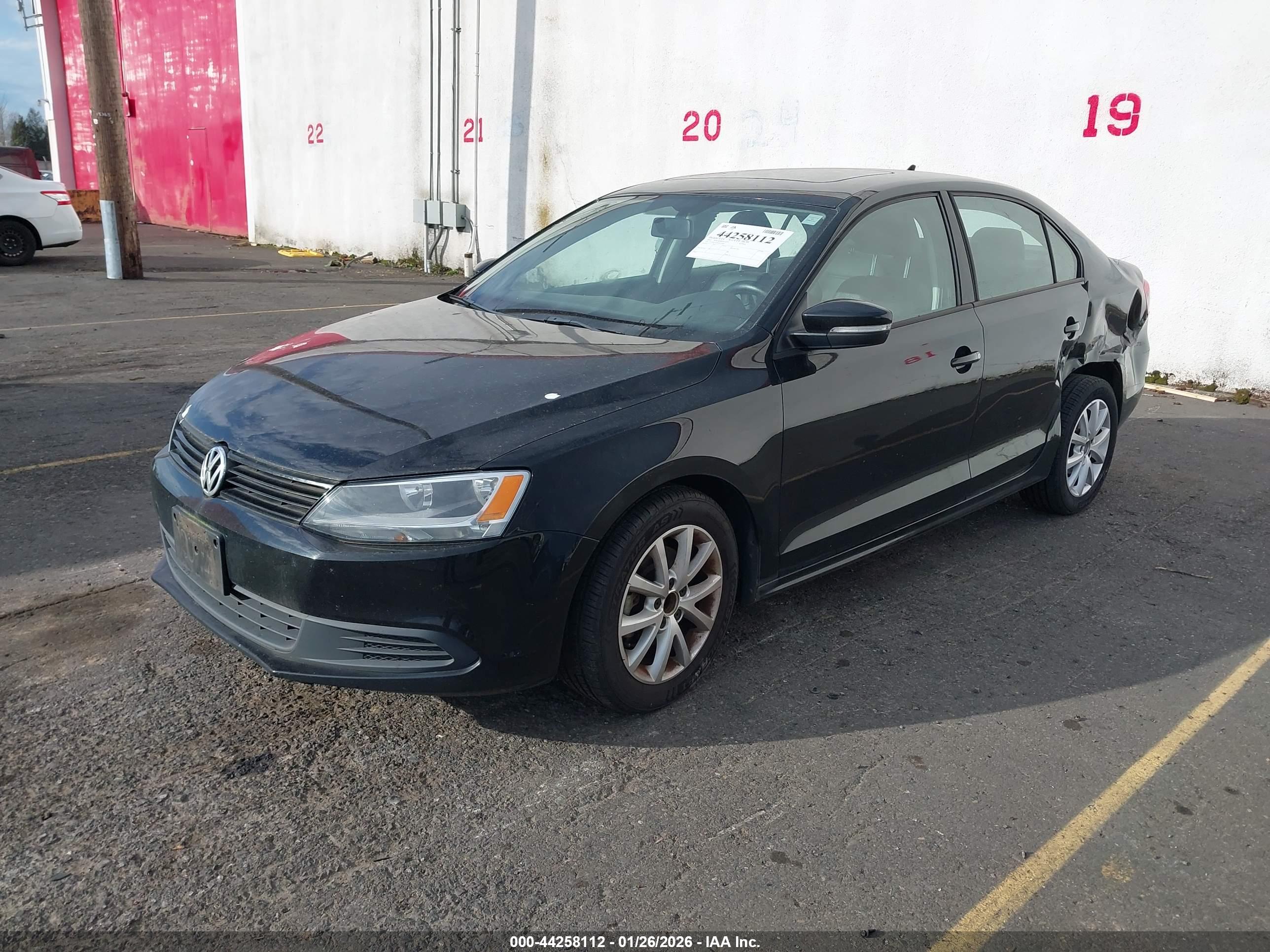 VOLKSWAGEN JETTA image 2