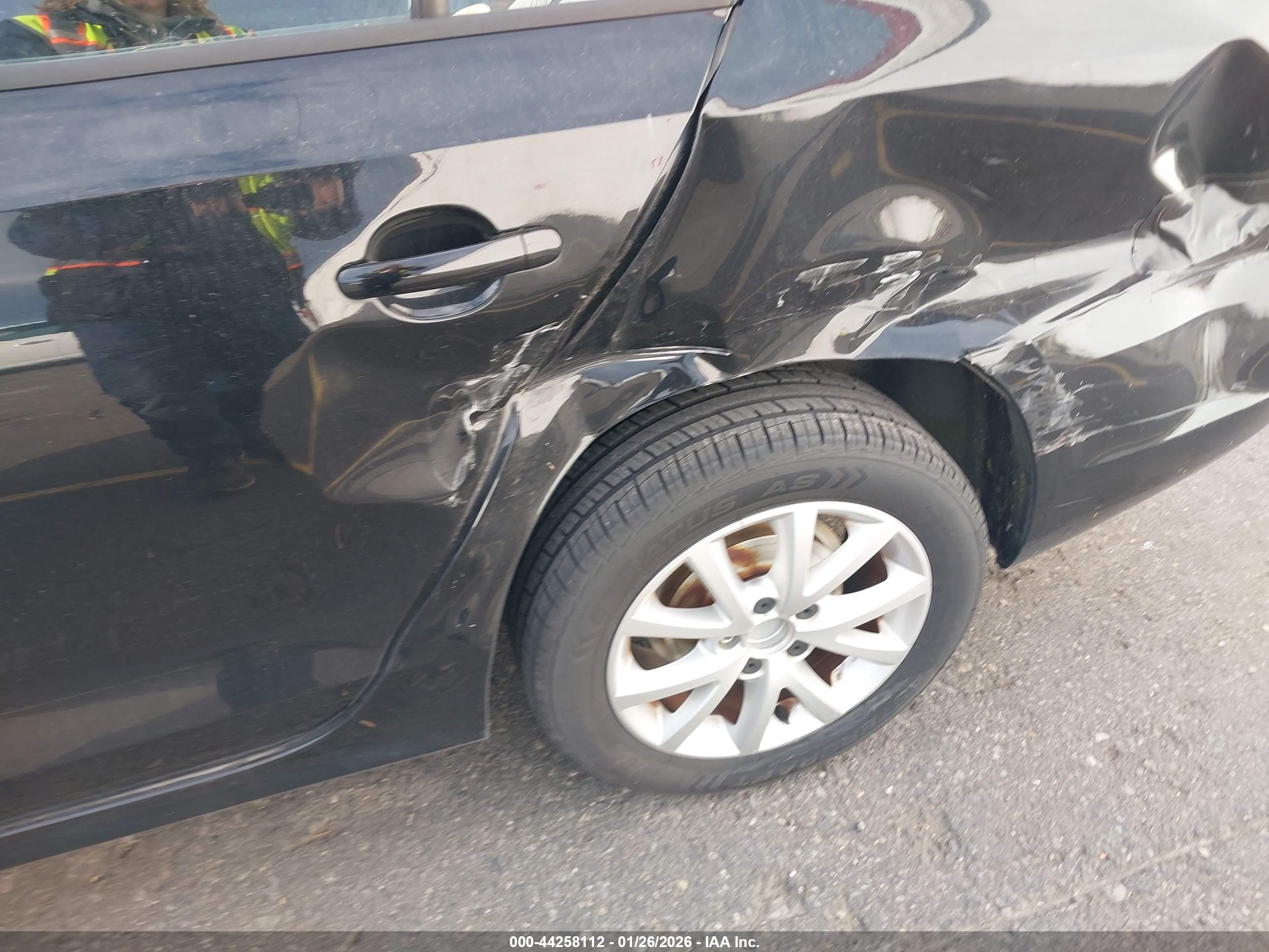 VOLKSWAGEN JETTA image 6