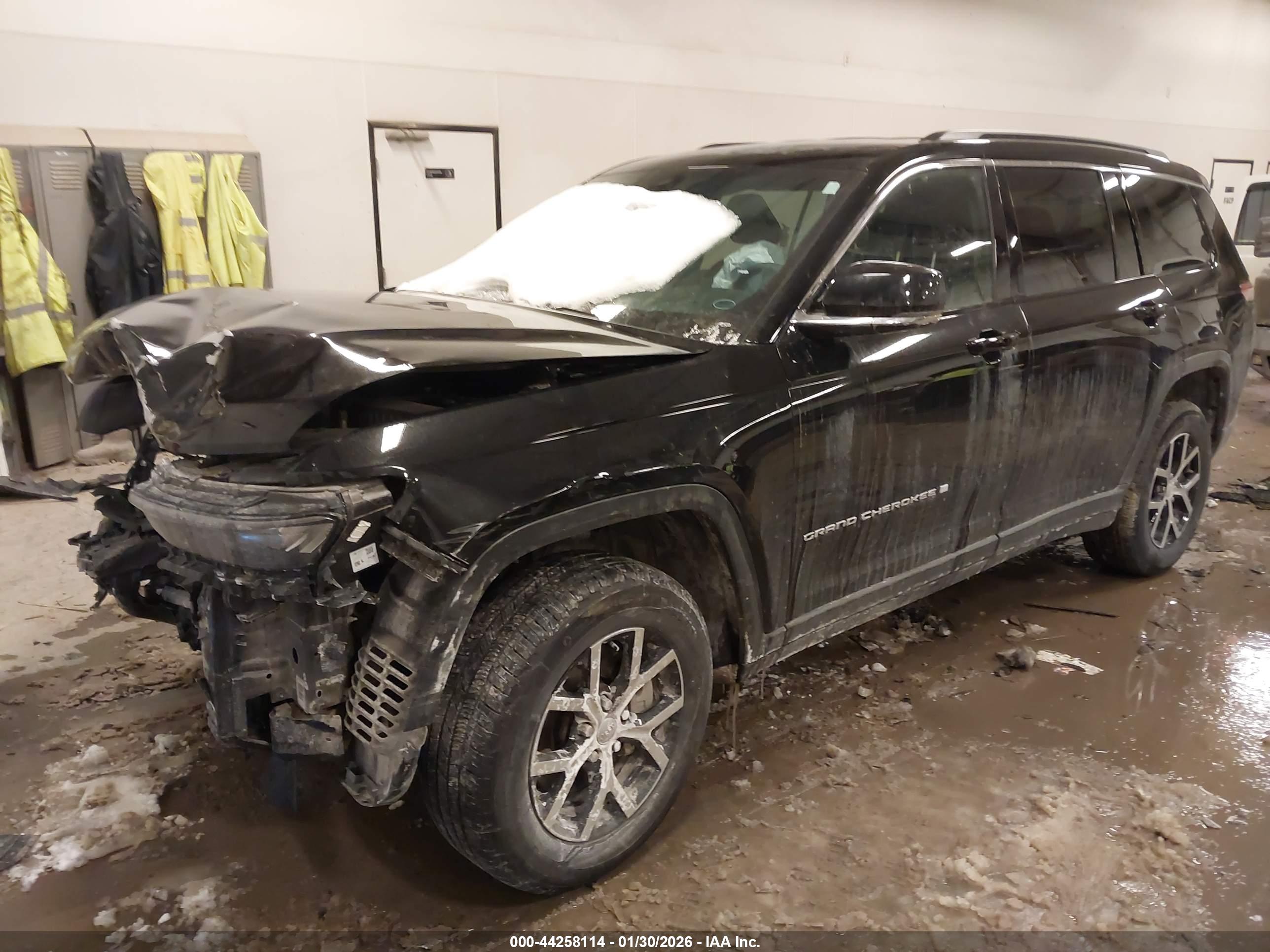 JEEP GRAND image 2