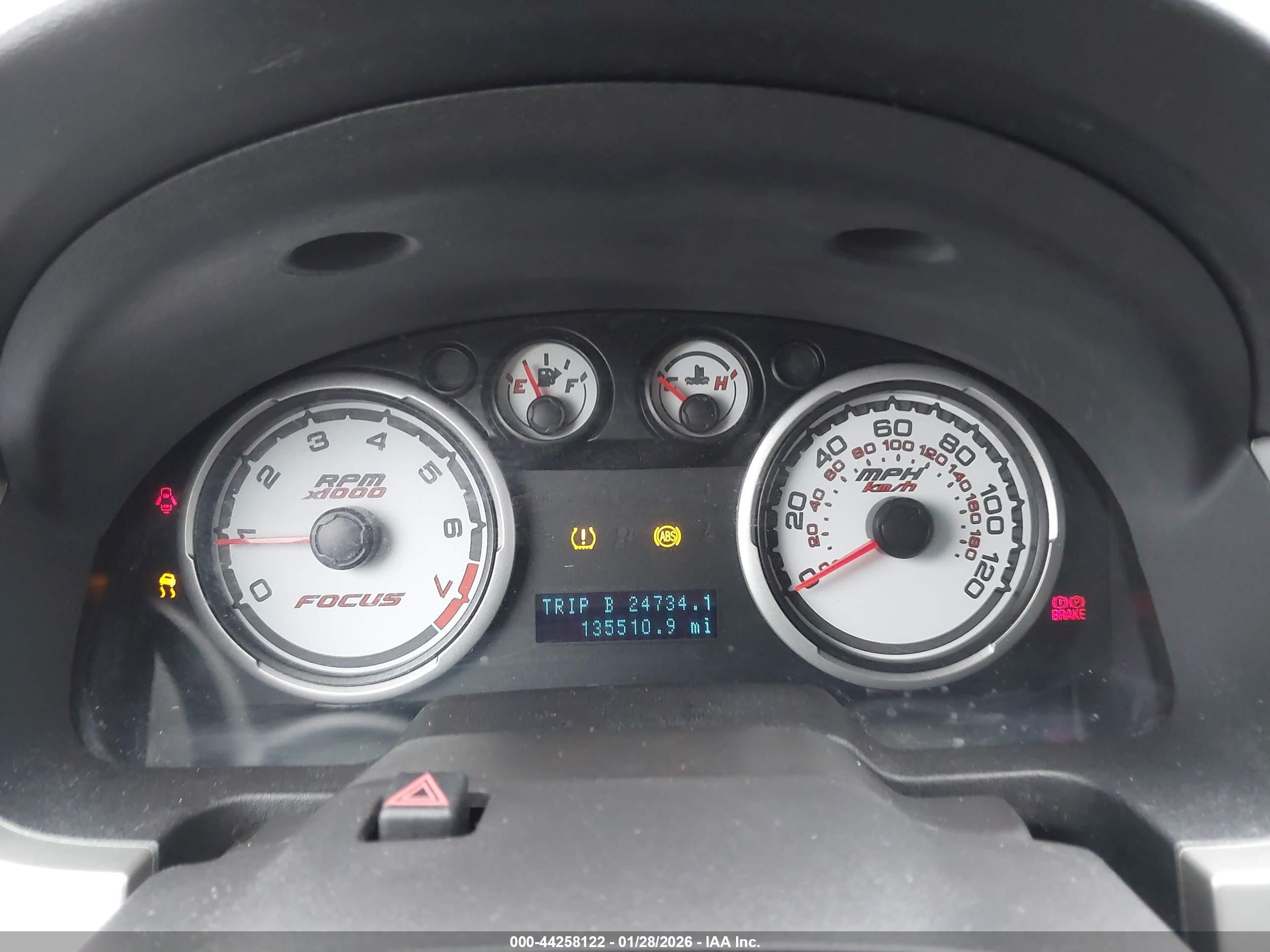 FORD FOCUS image 7