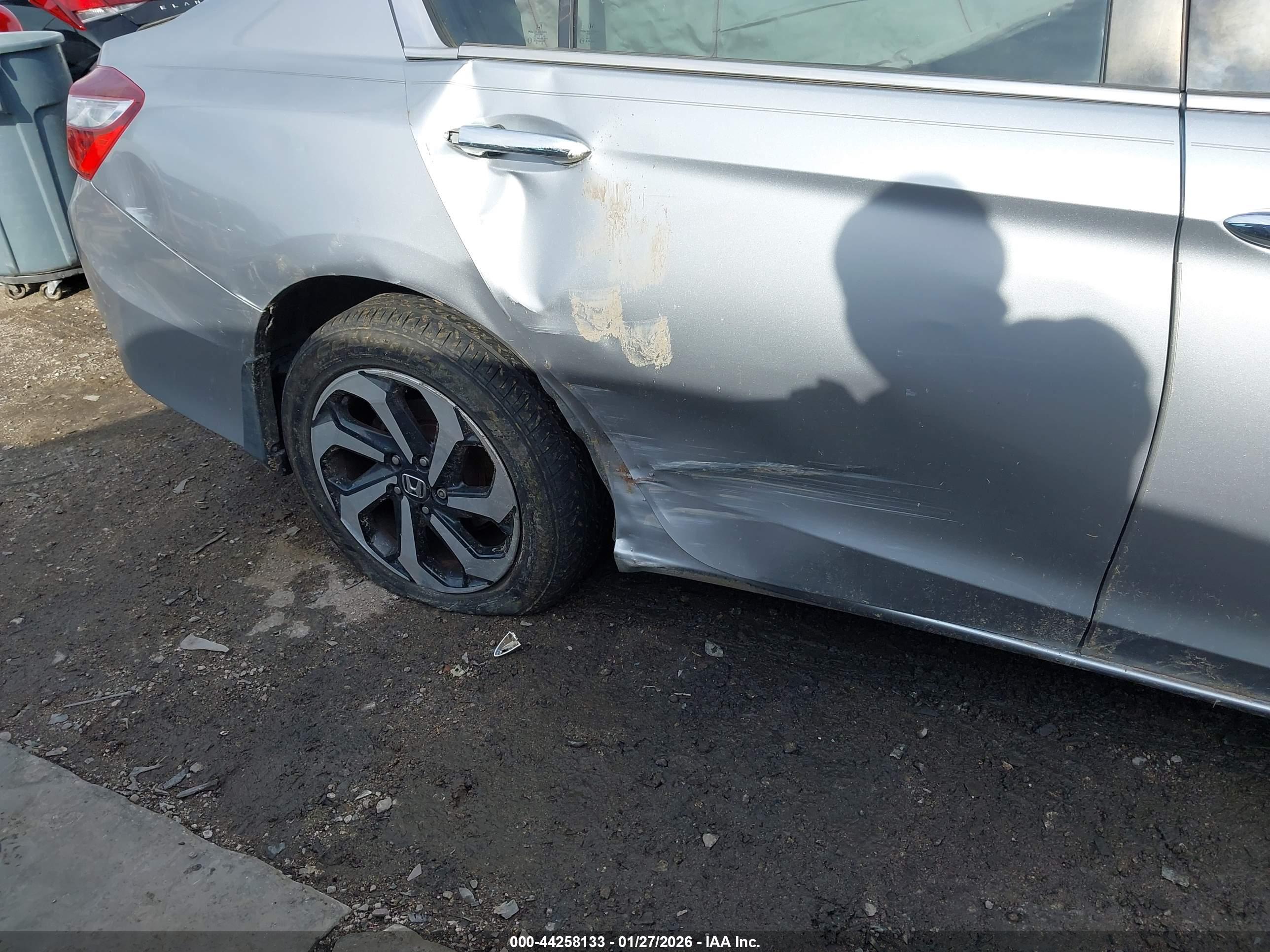 HONDA ACCORD image 6