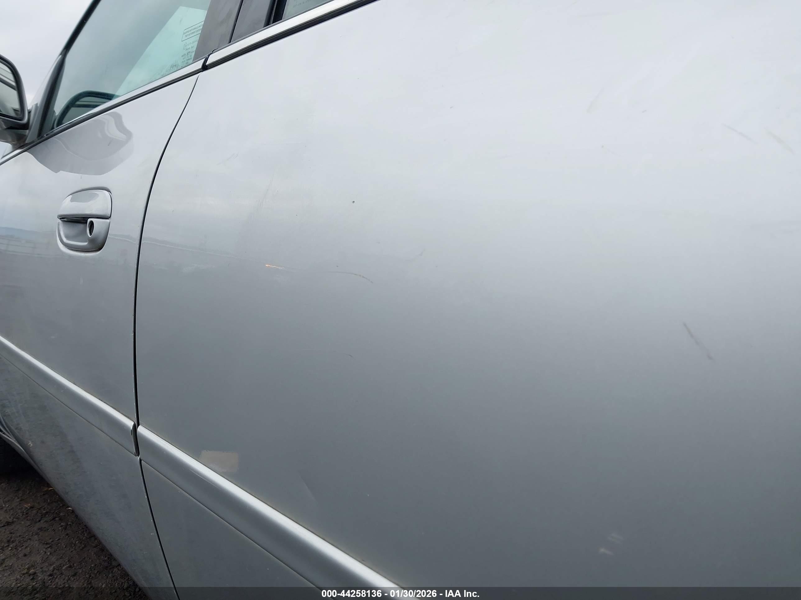 CADILLAC DEVILLE image 6