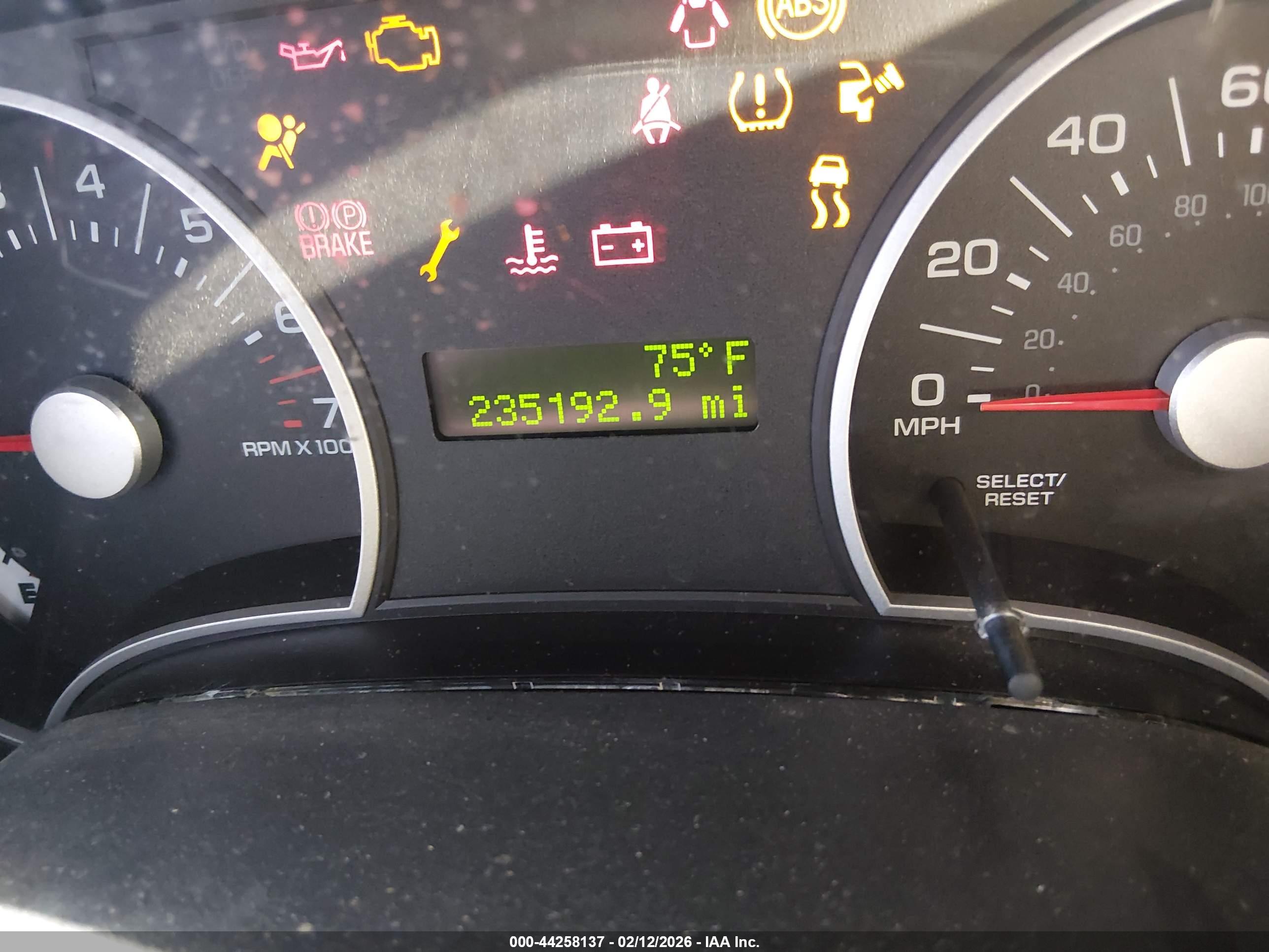 FORD EXPLORER image 7