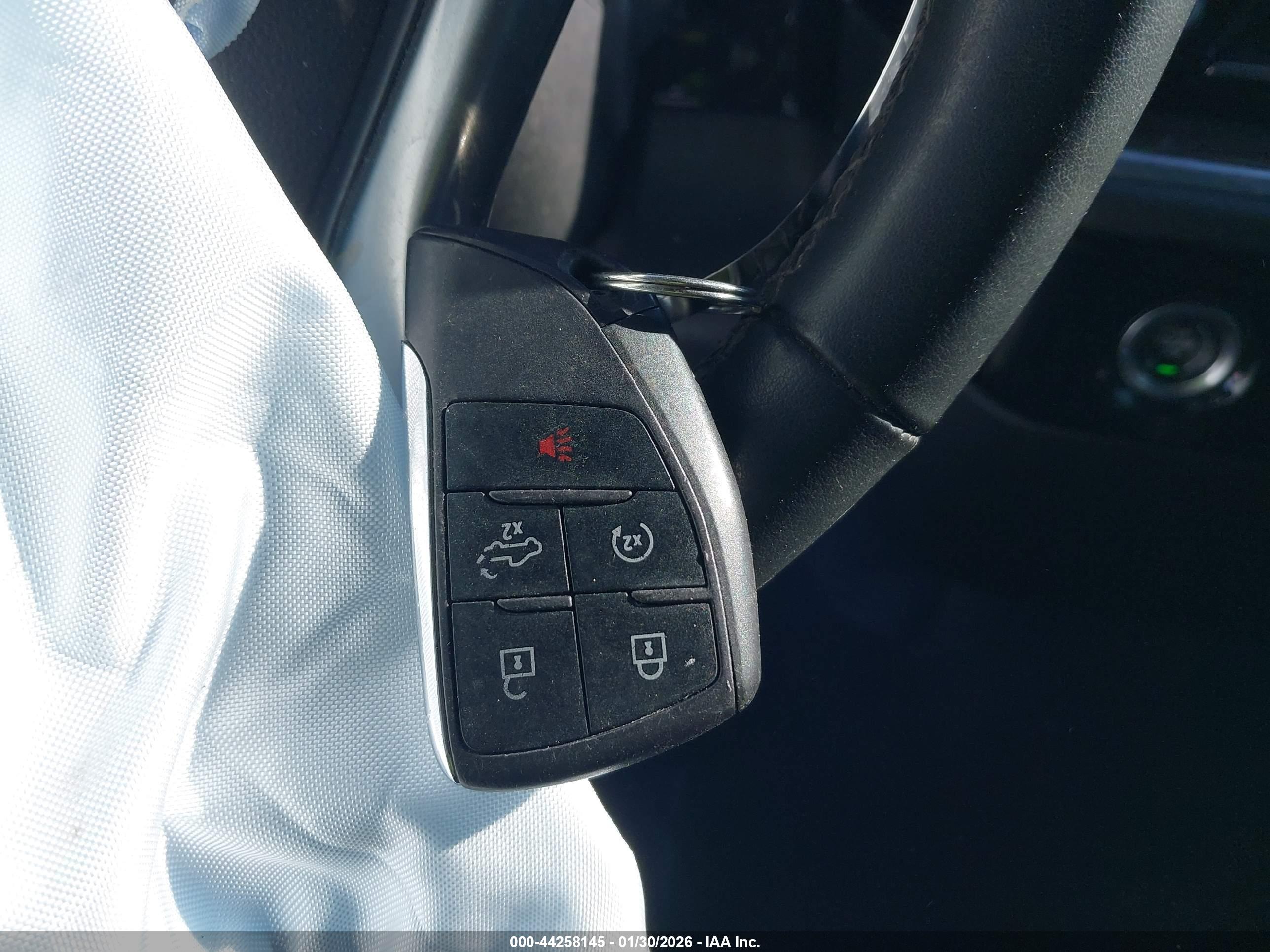 CHEVROLET SILVERADO image 11