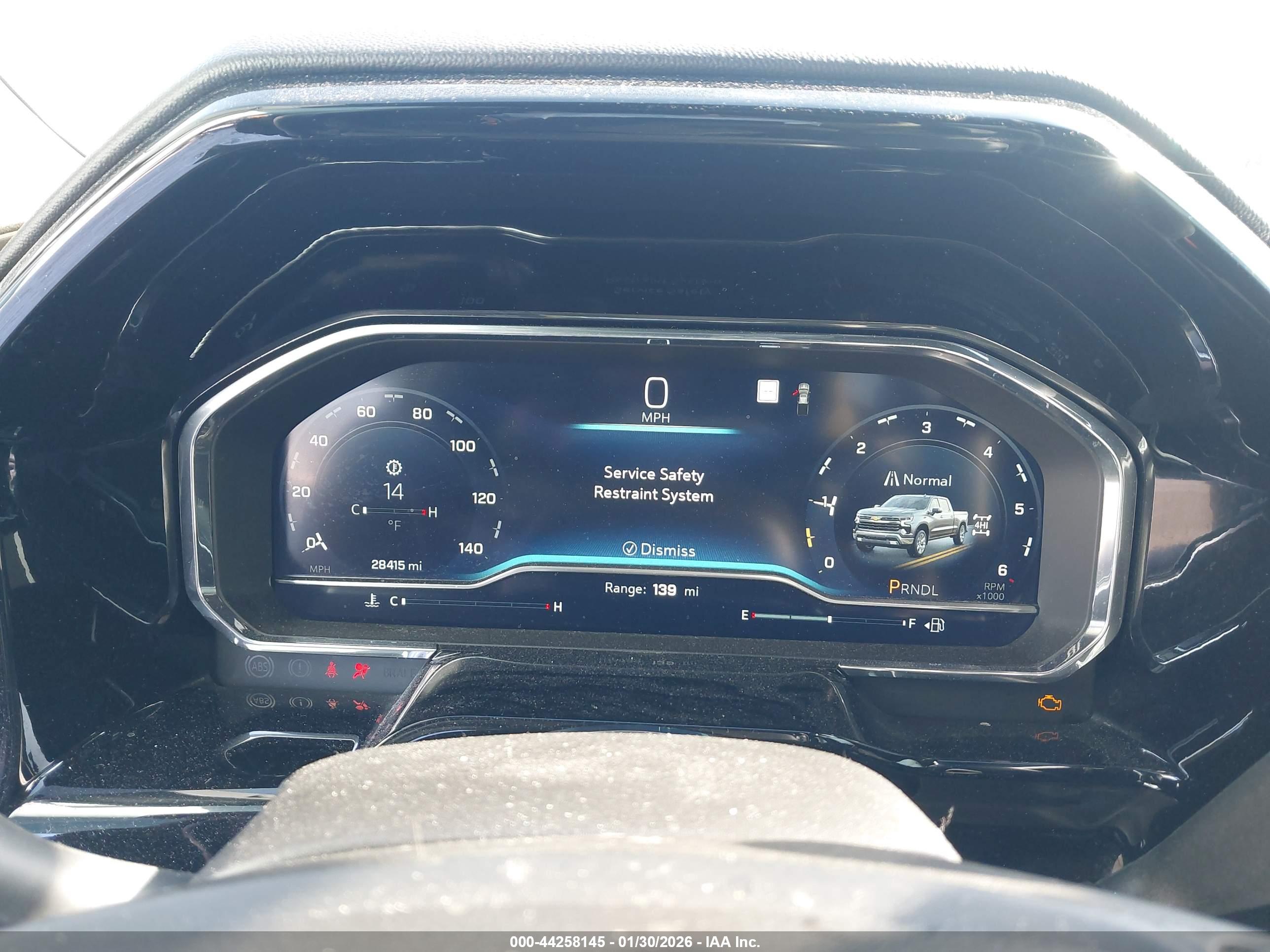 CHEVROLET SILVERADO image 7