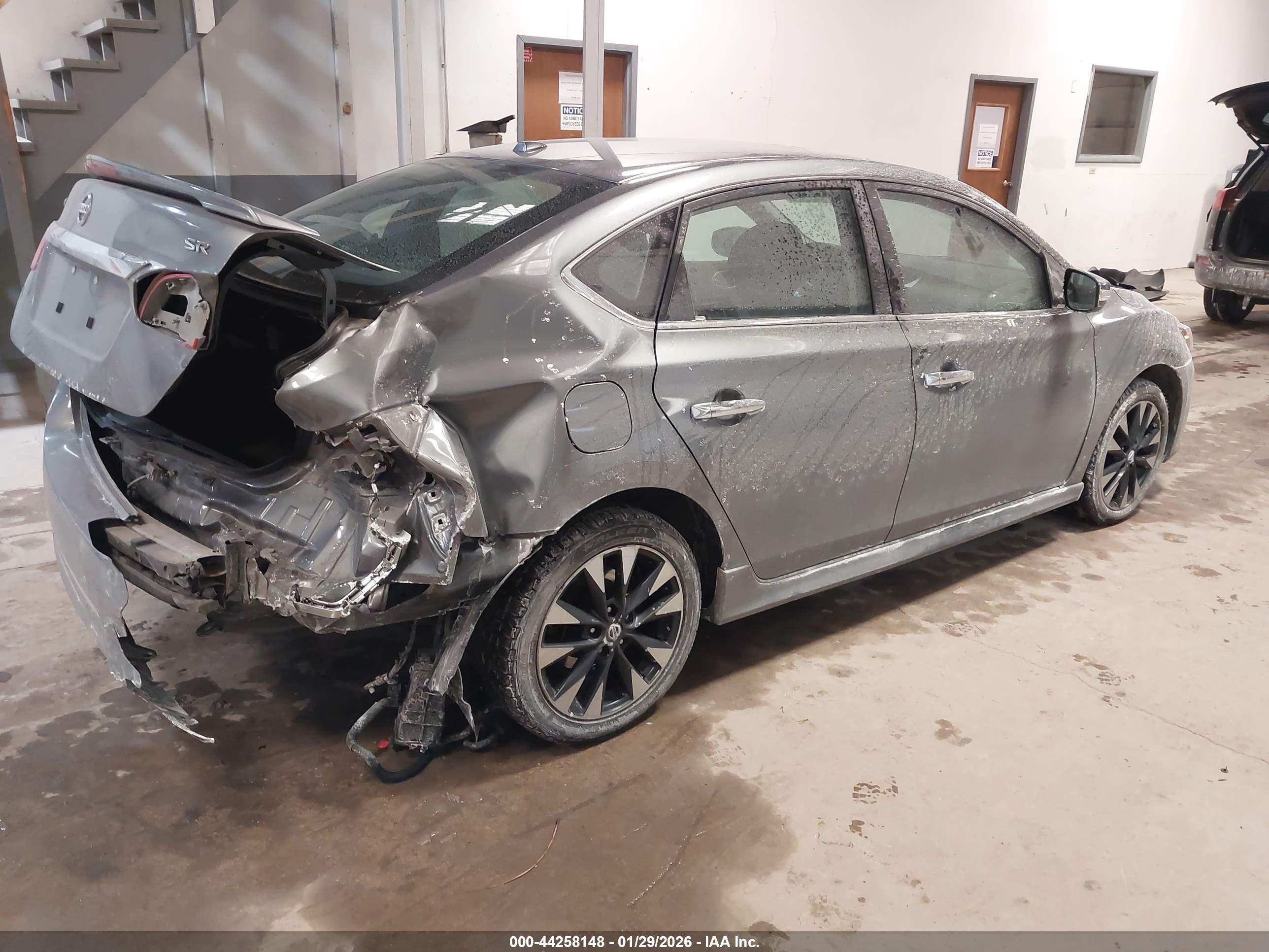 NISSAN SENTRA image 4