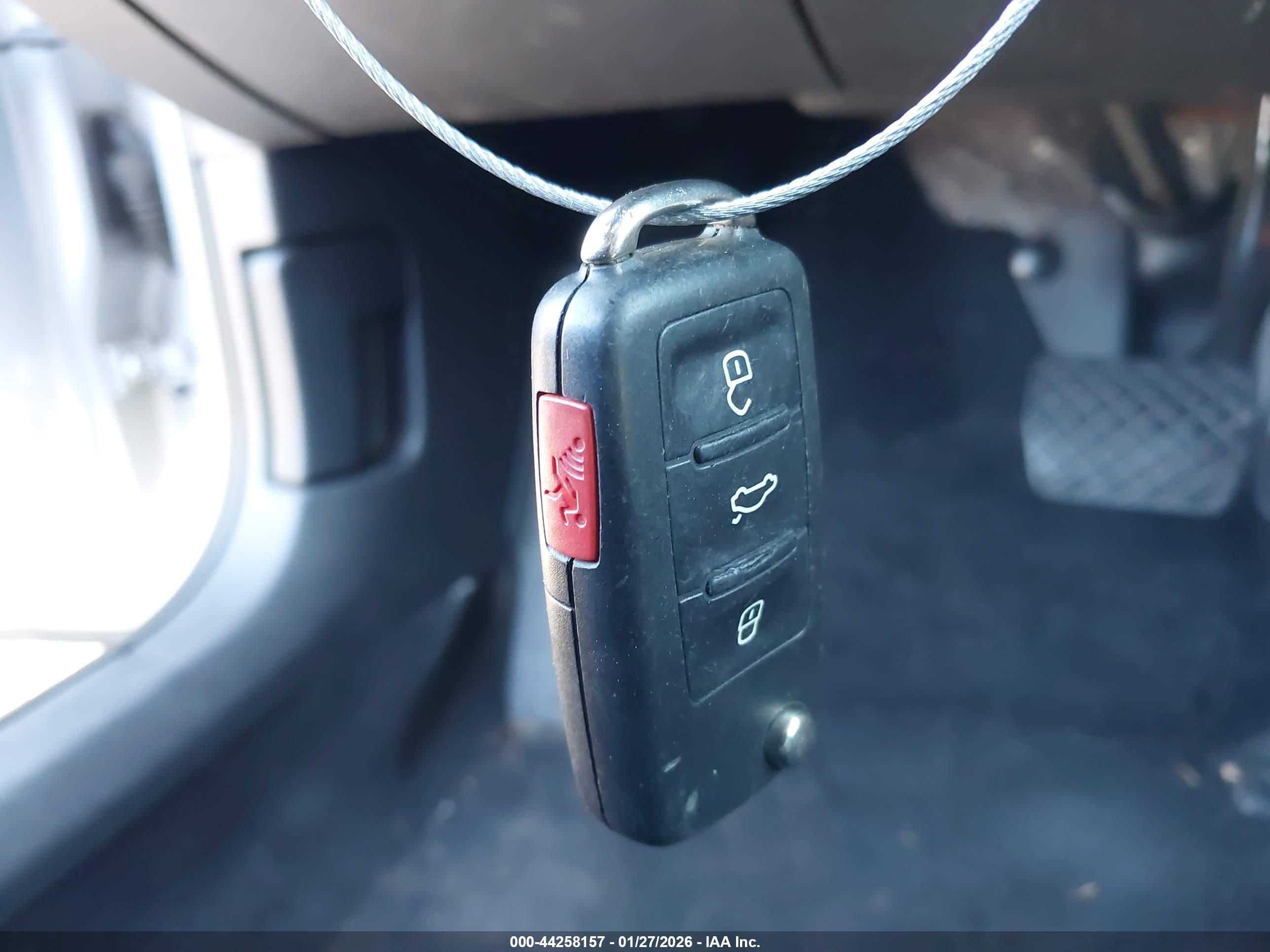VOLKSWAGEN PASSAT image 11