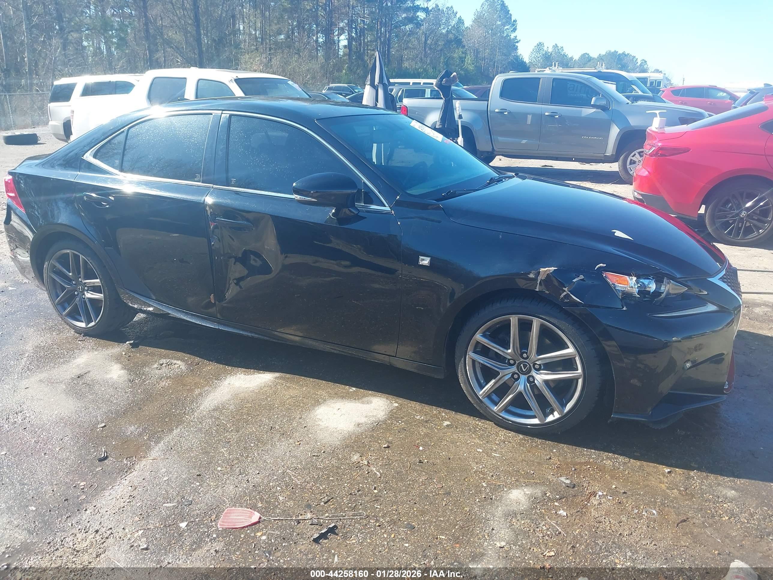 LEXUS IS image 6