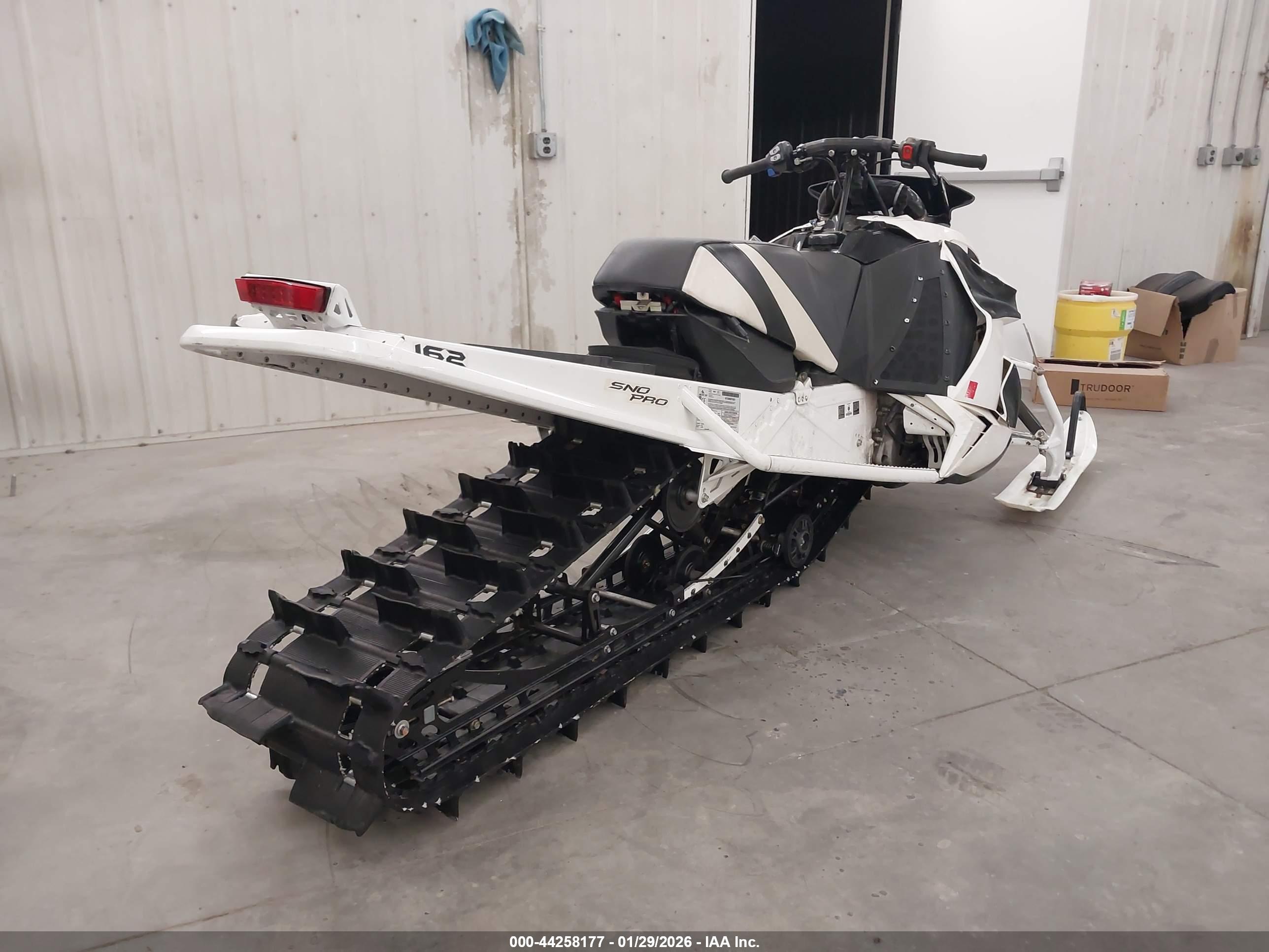 ARCTIC CAT image 4