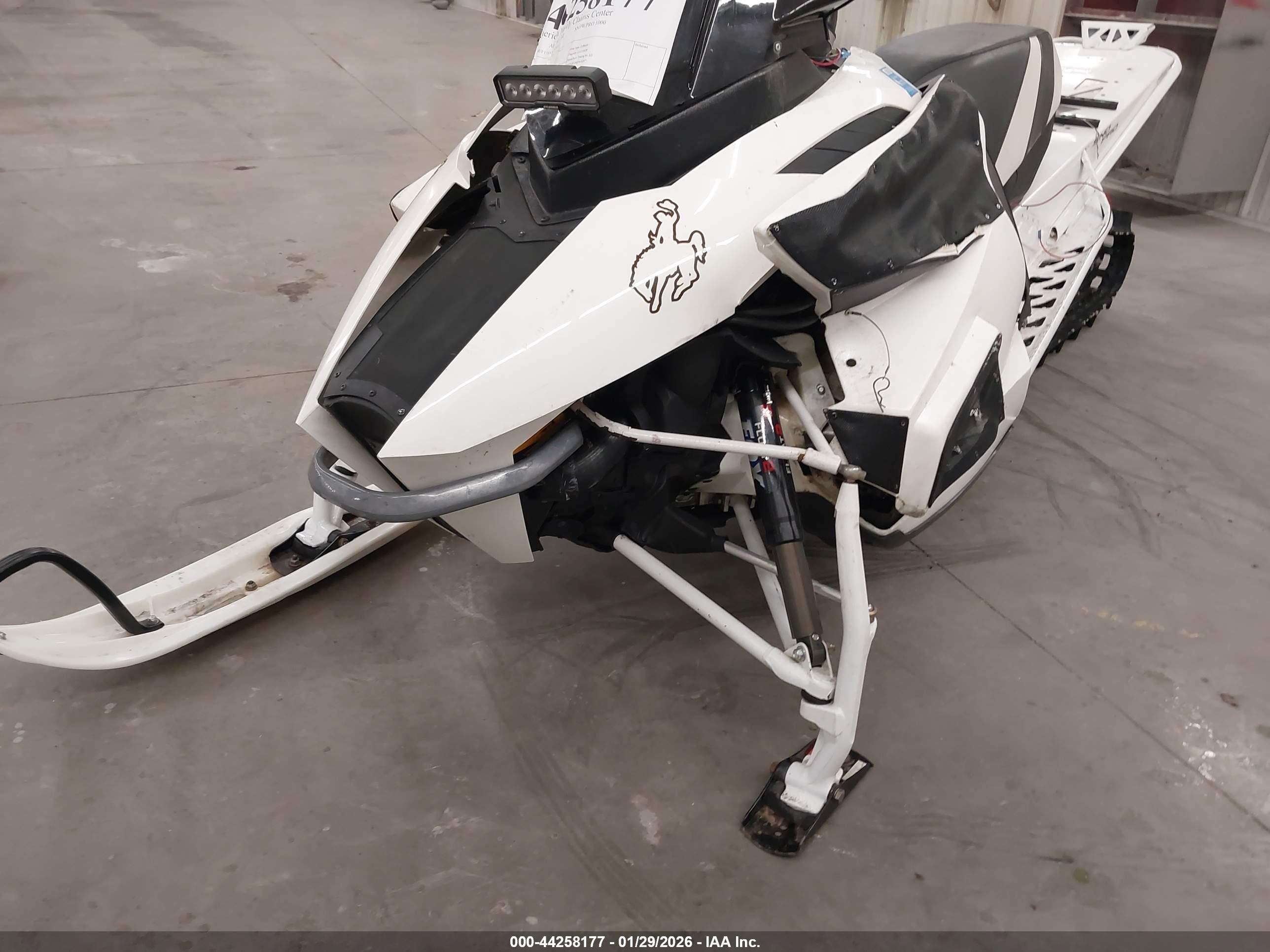 ARCTIC CAT image 6