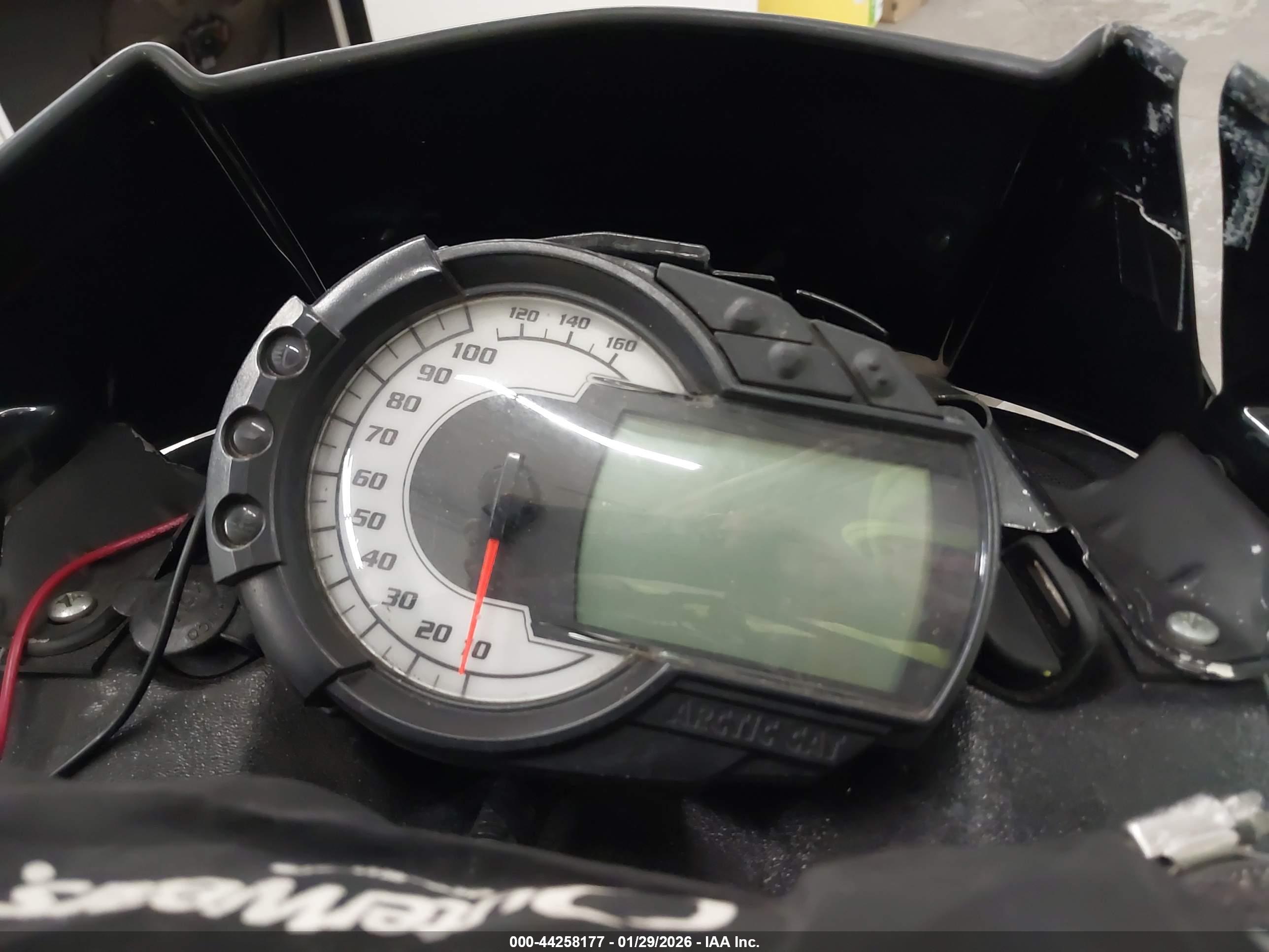ARCTIC CAT image 7