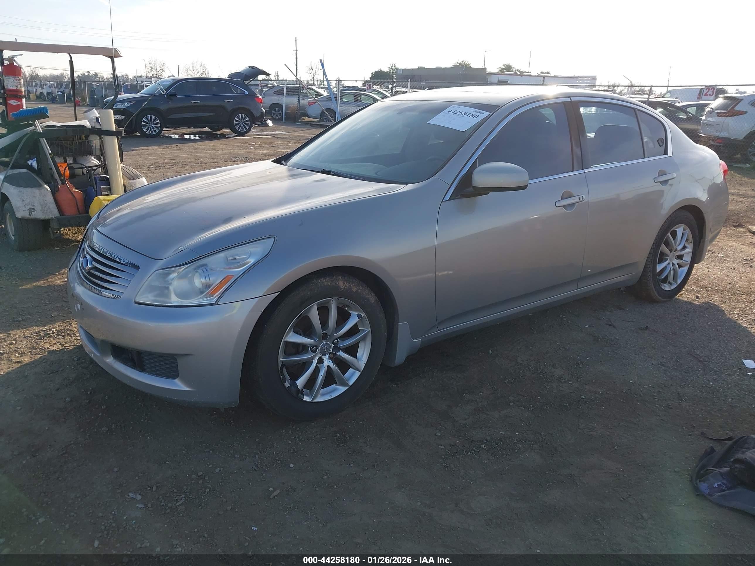 INFINITI G35 image 2