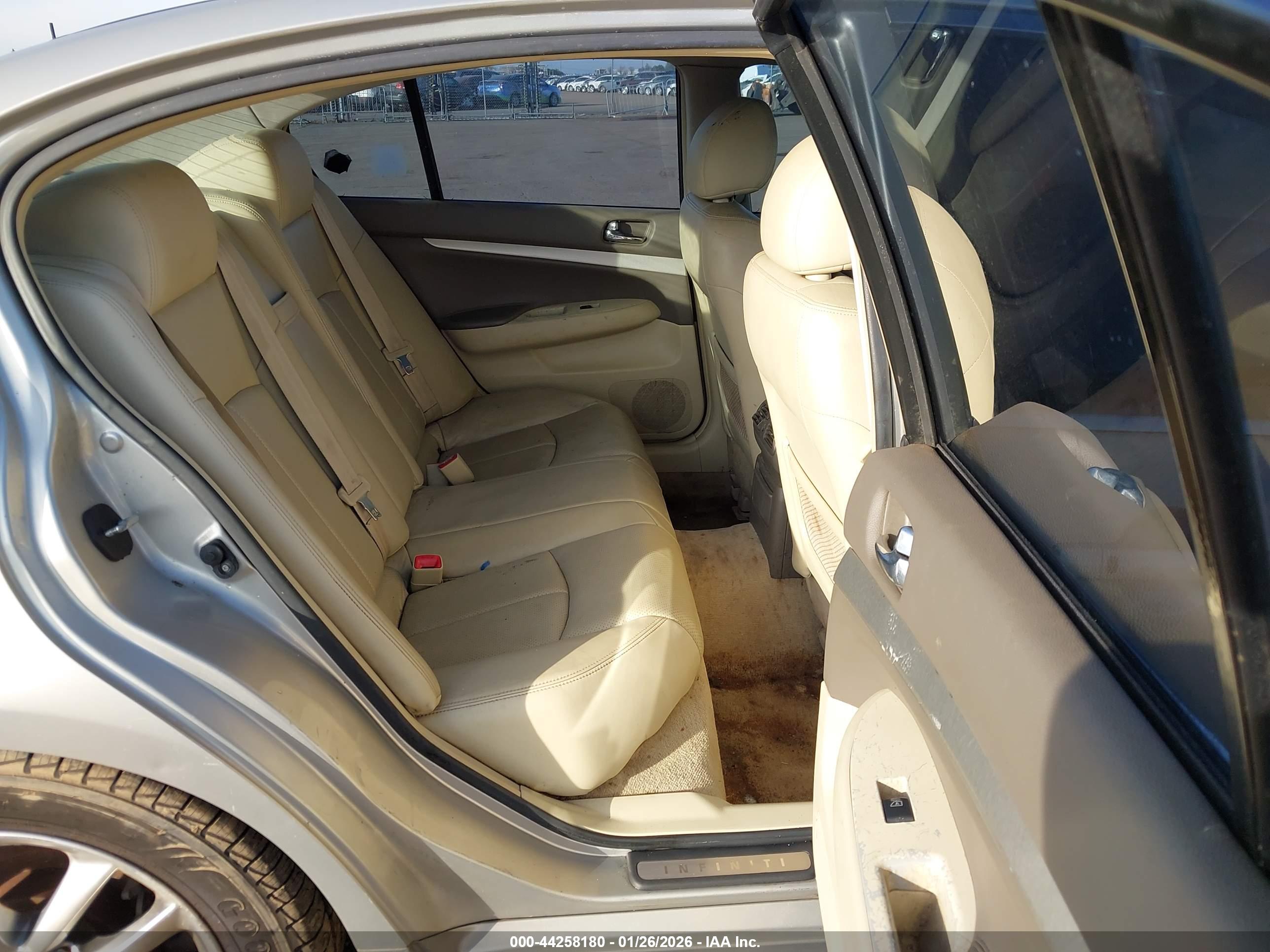 INFINITI G35 image 8