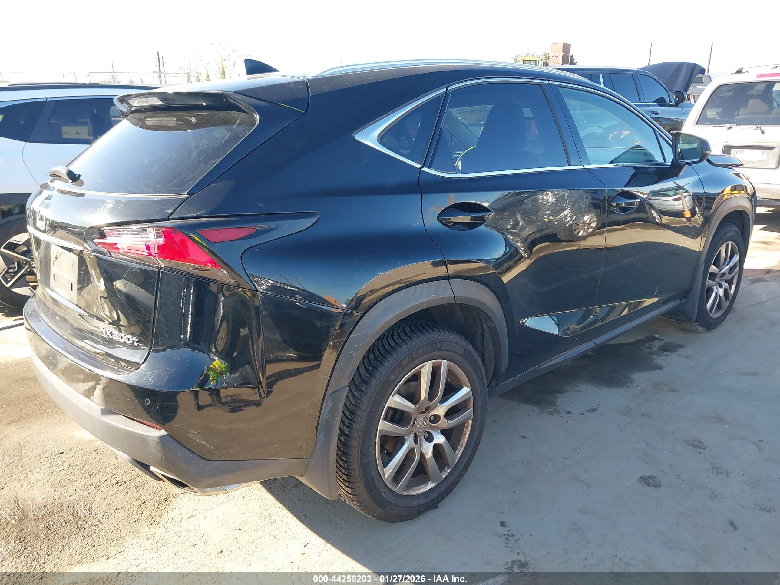 LEXUS NX image 4