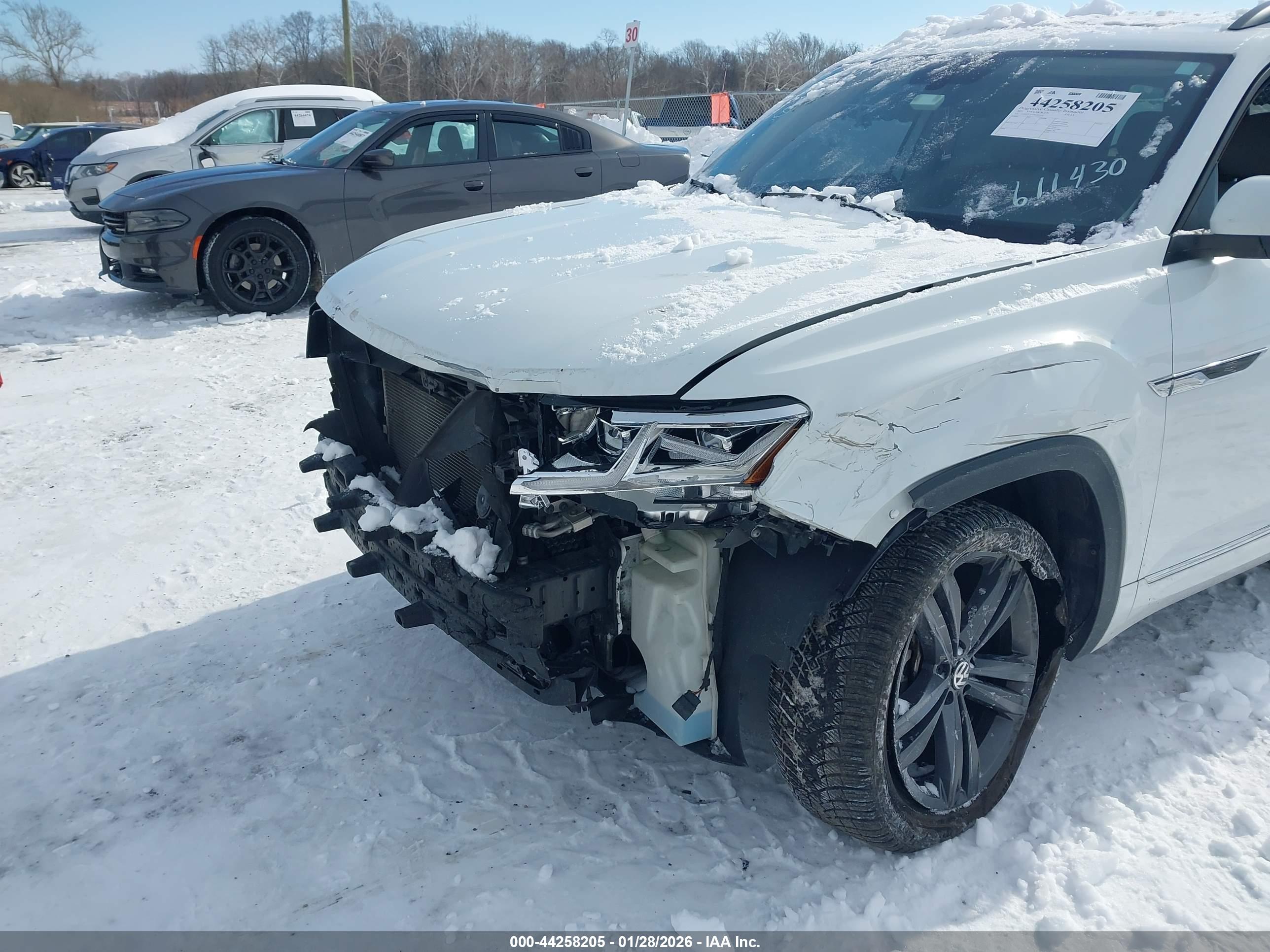 VOLKSWAGEN ATLAS image 6