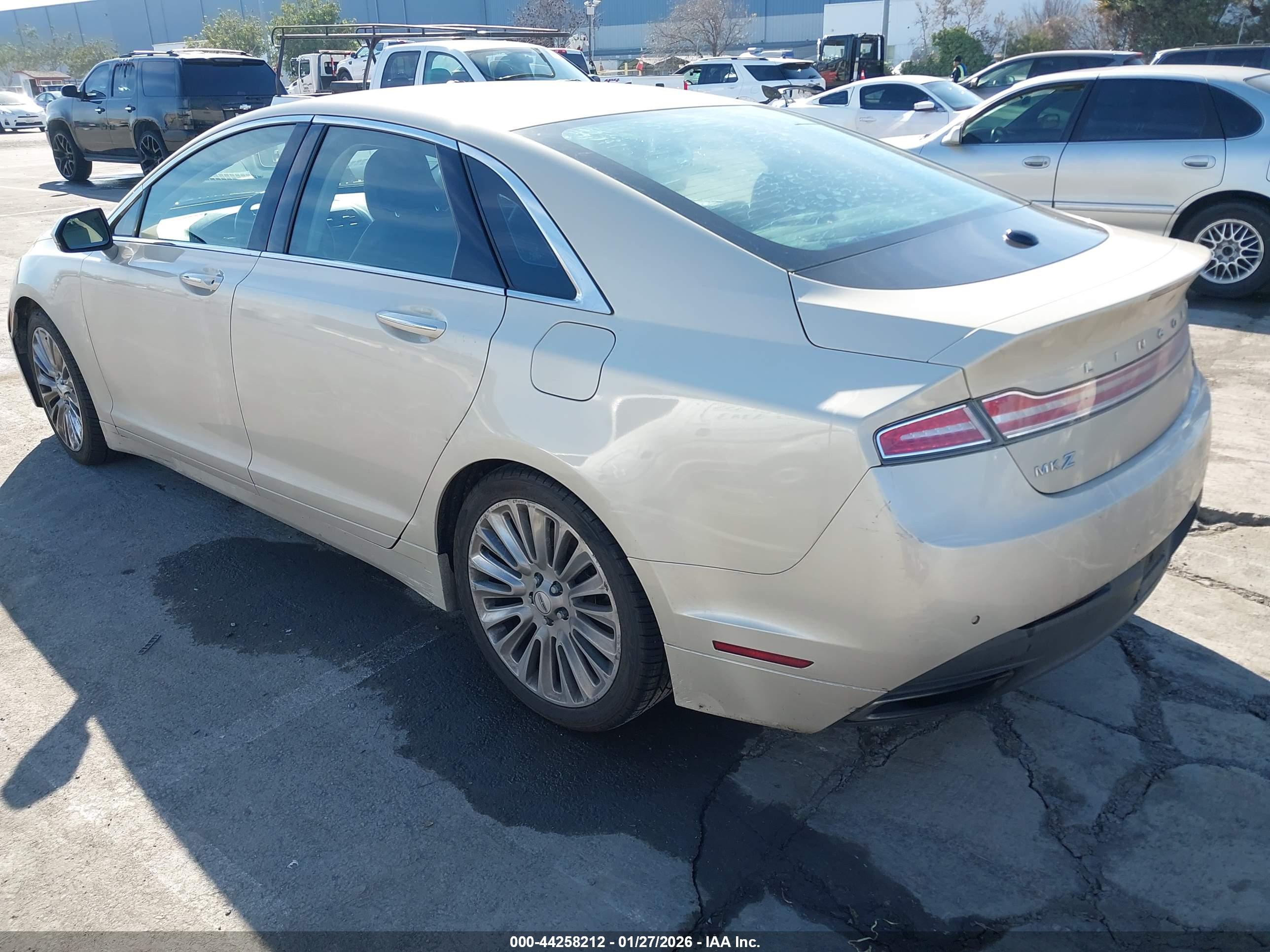 LINCOLN MKZ image 6