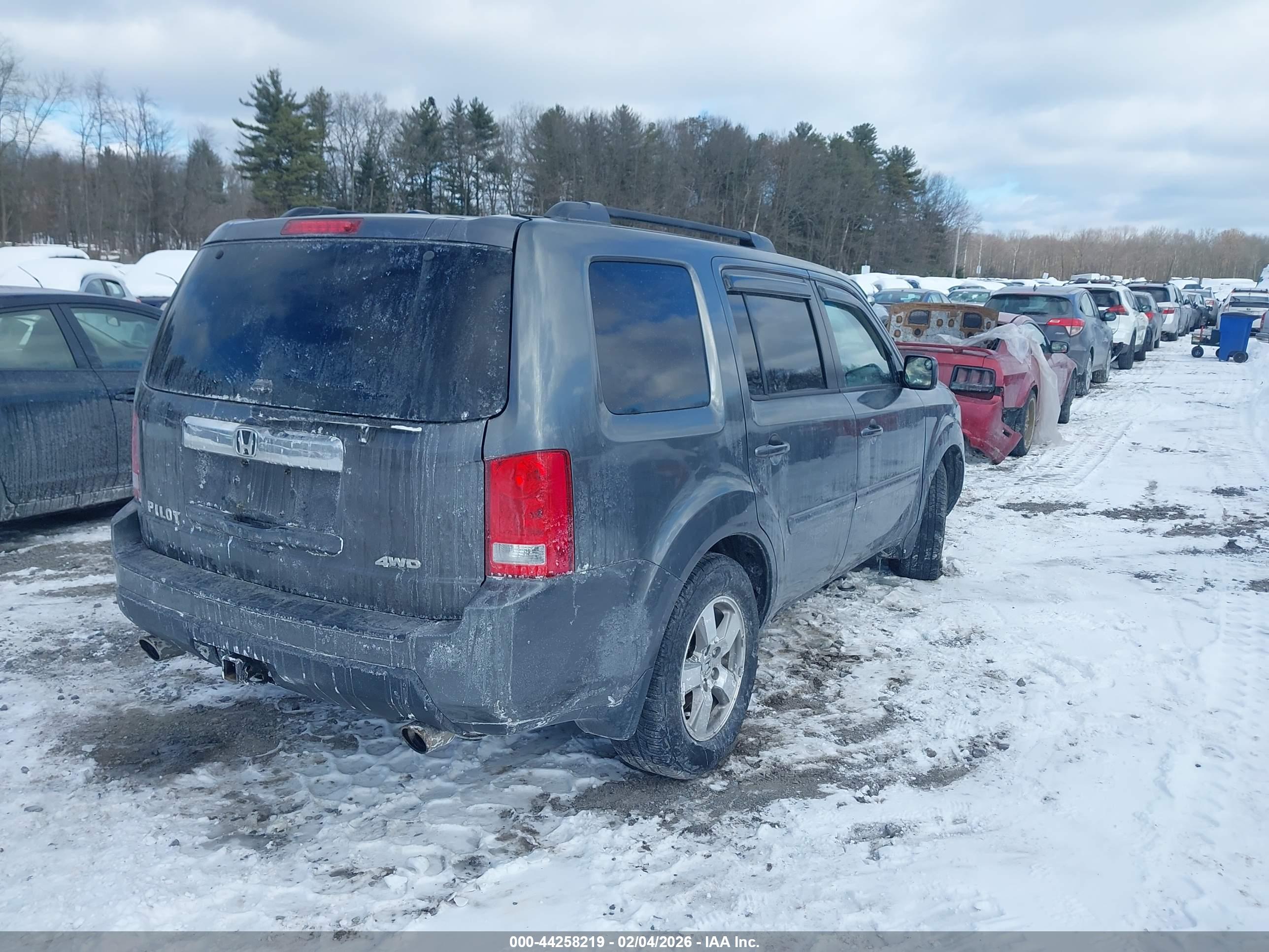 HONDA PILOT image 4