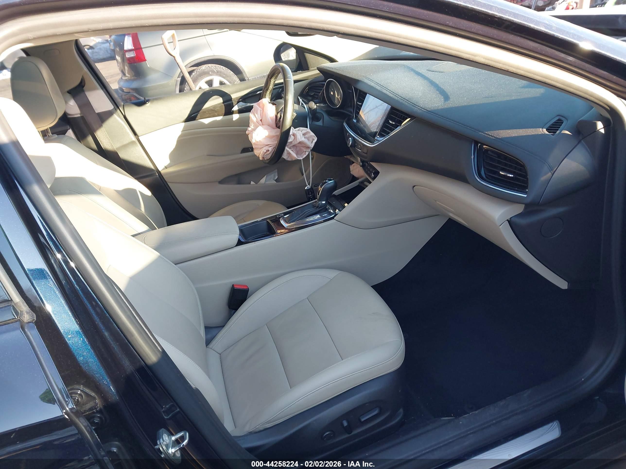 BUICK REGAL image 5