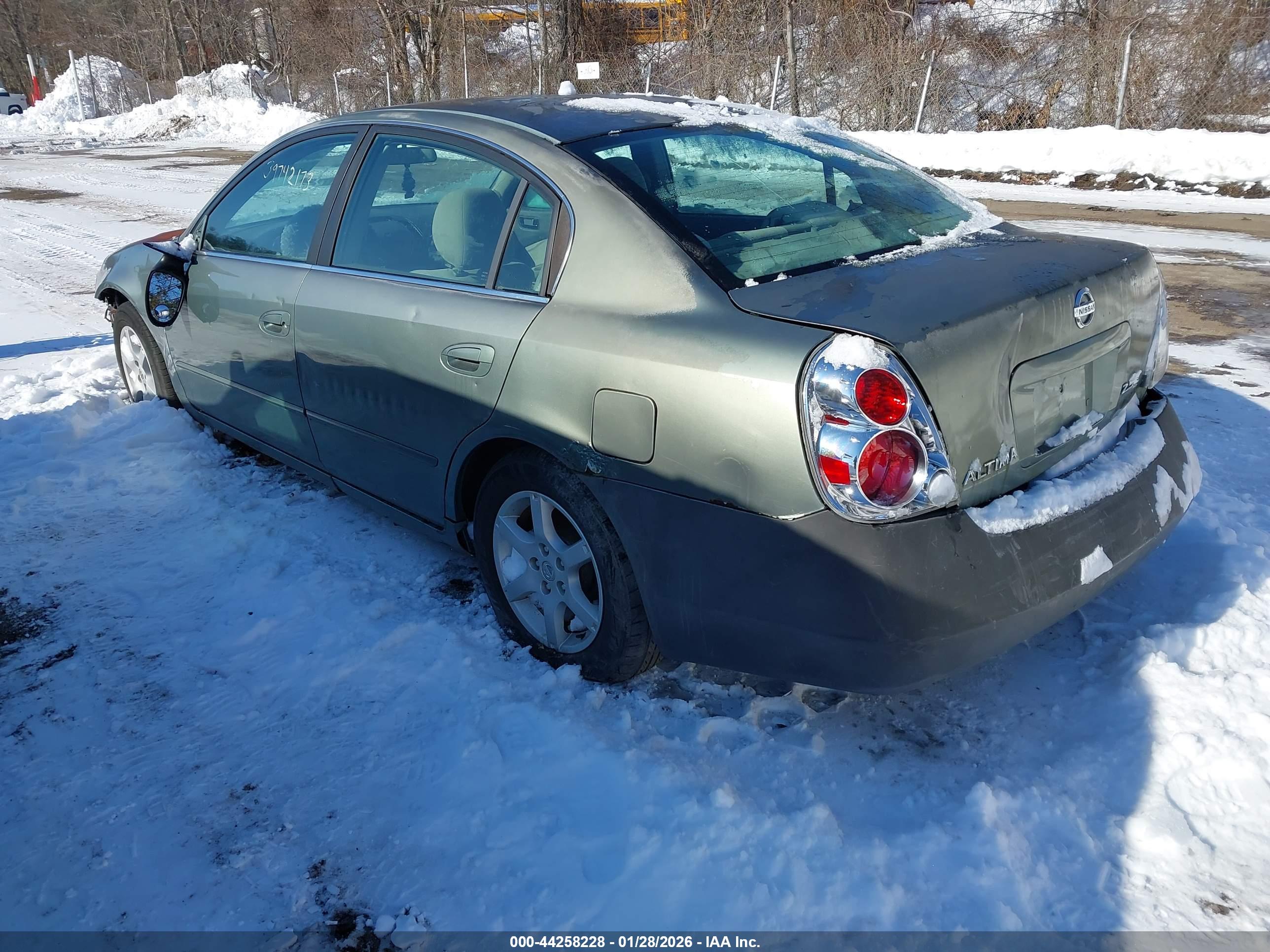NISSAN ALTIMA image 3