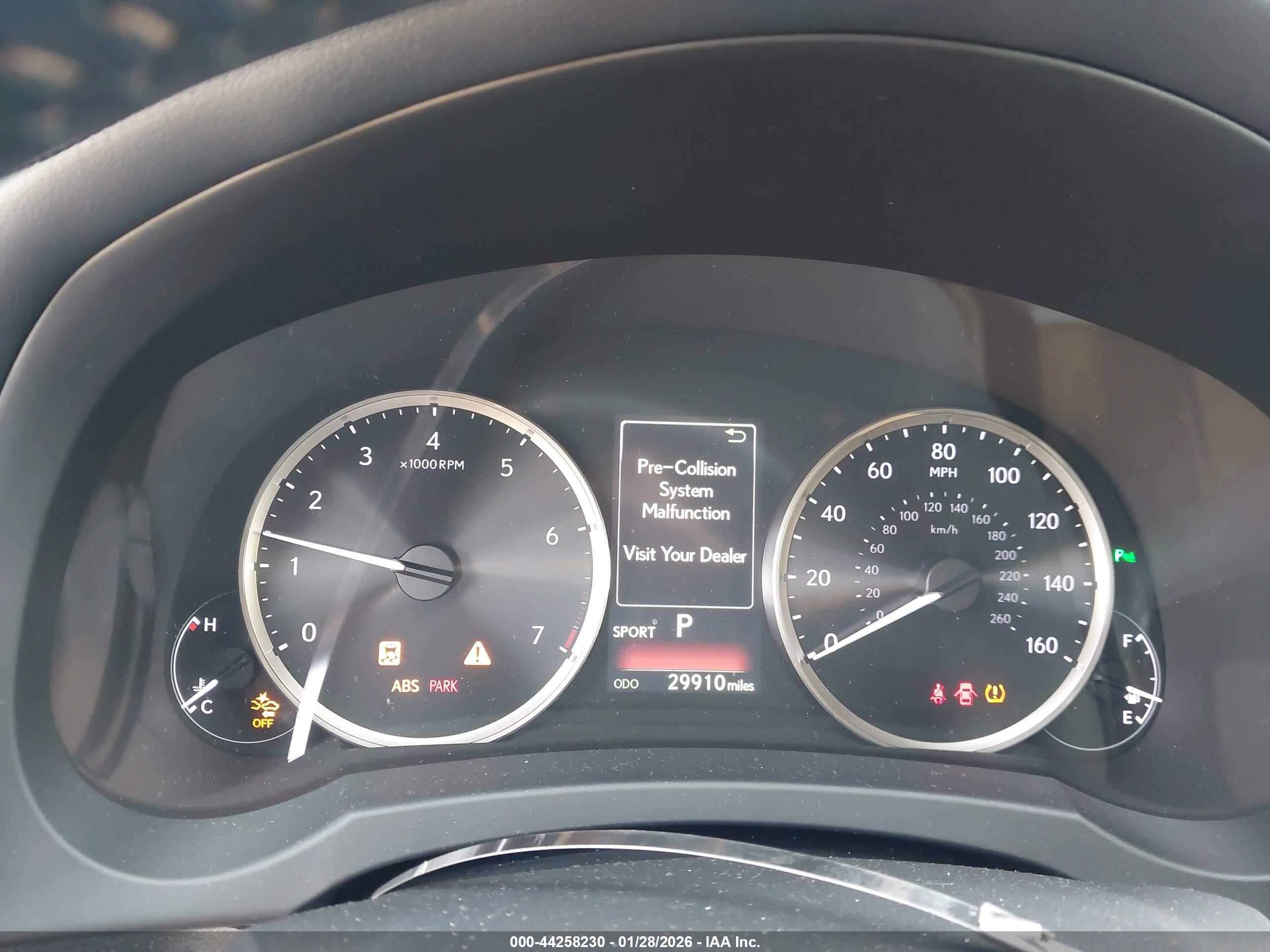 LEXUS RC image 7