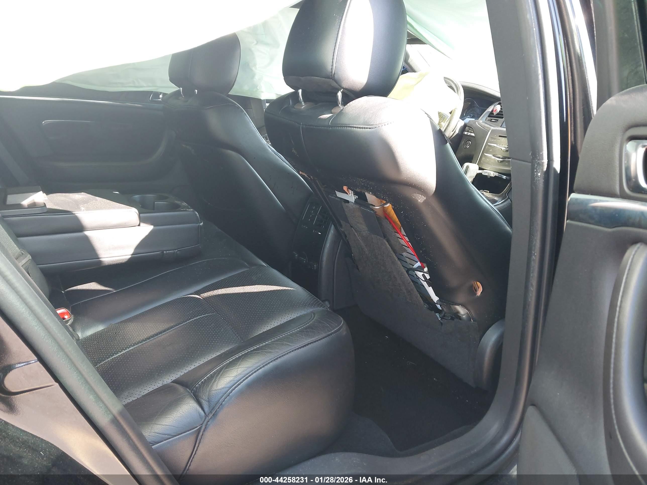 LINCOLN MKS image 8