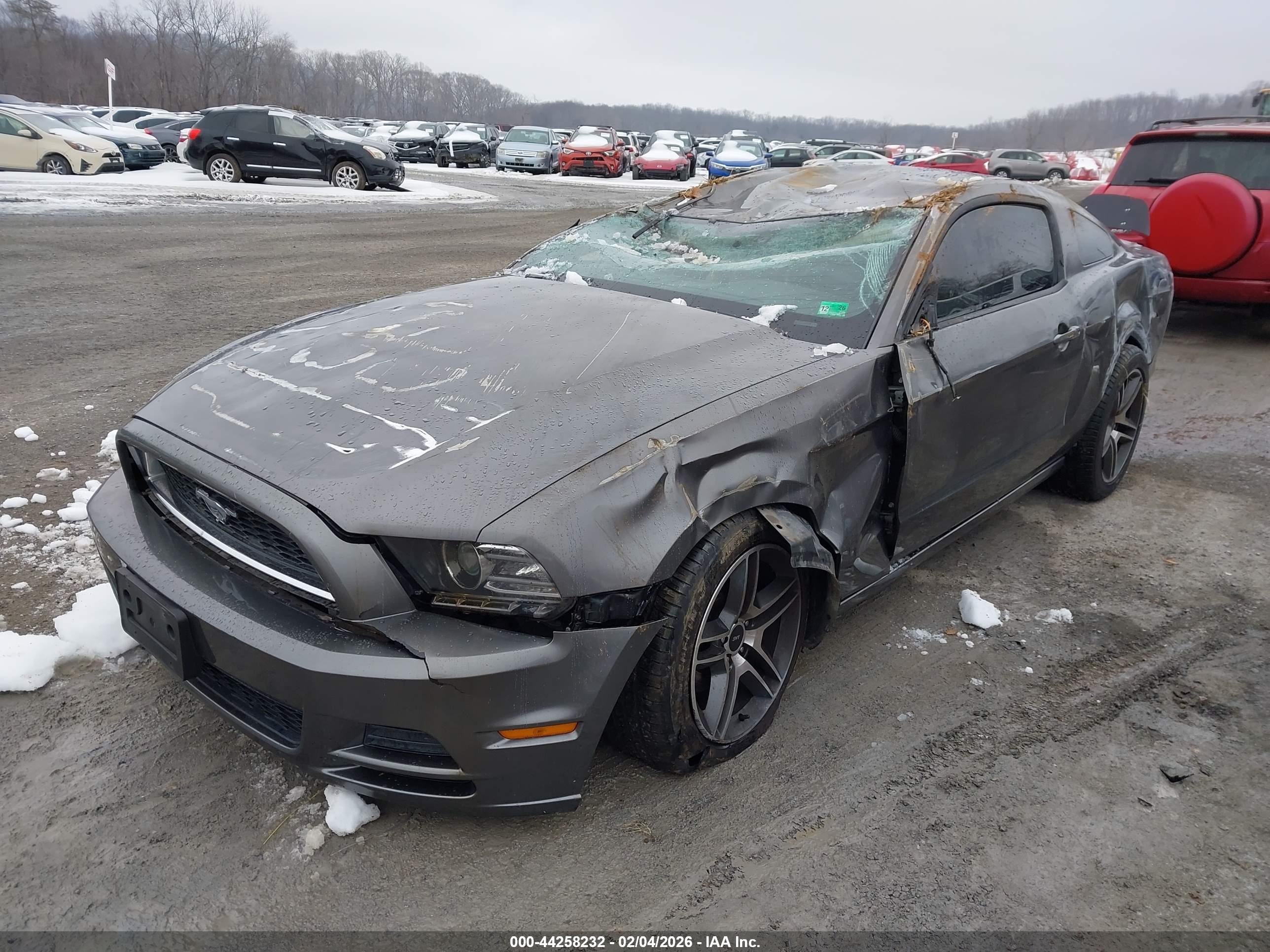 FORD MUSTANG image 6