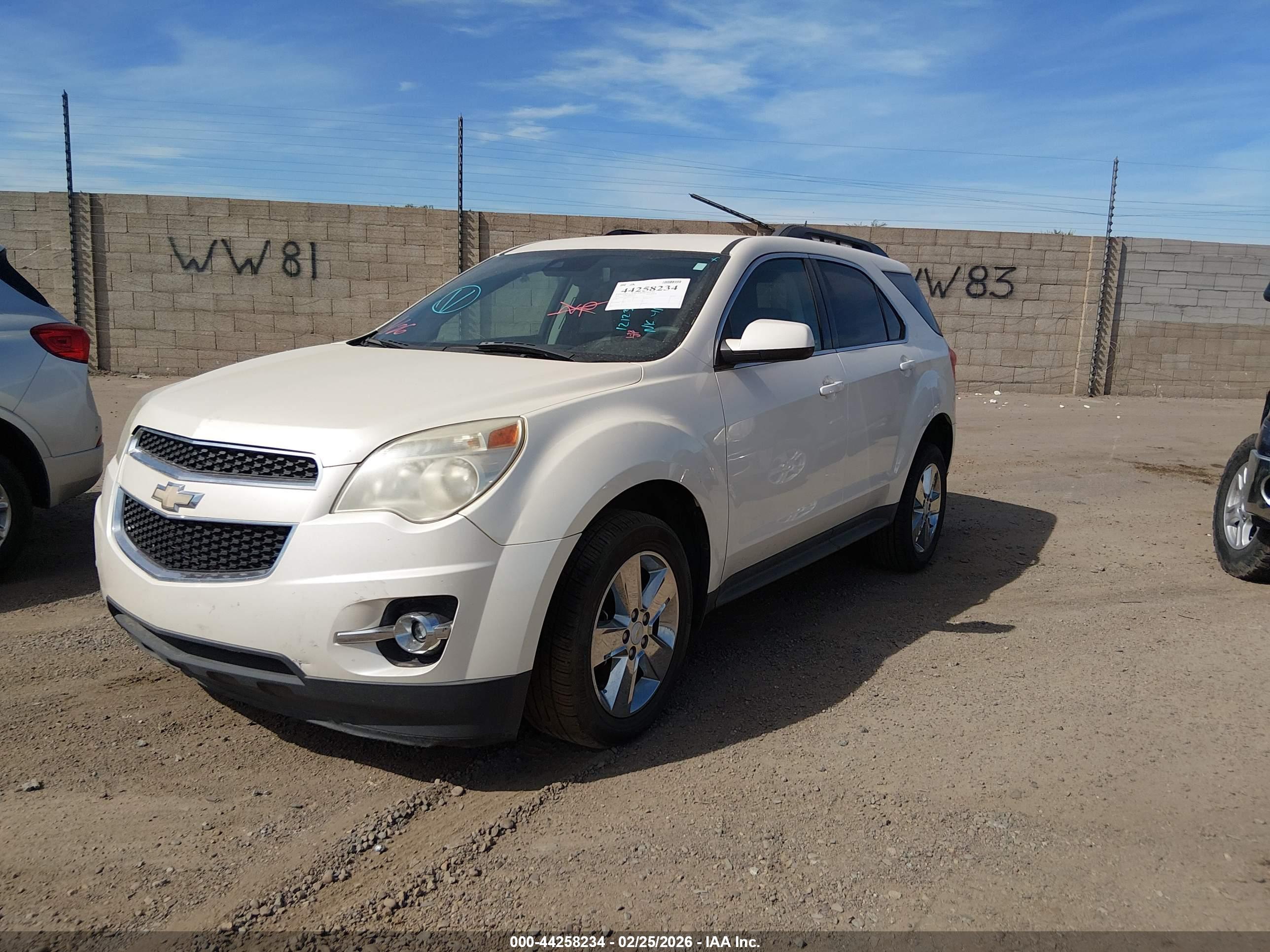 CHEVROLET EQUINOX image 2